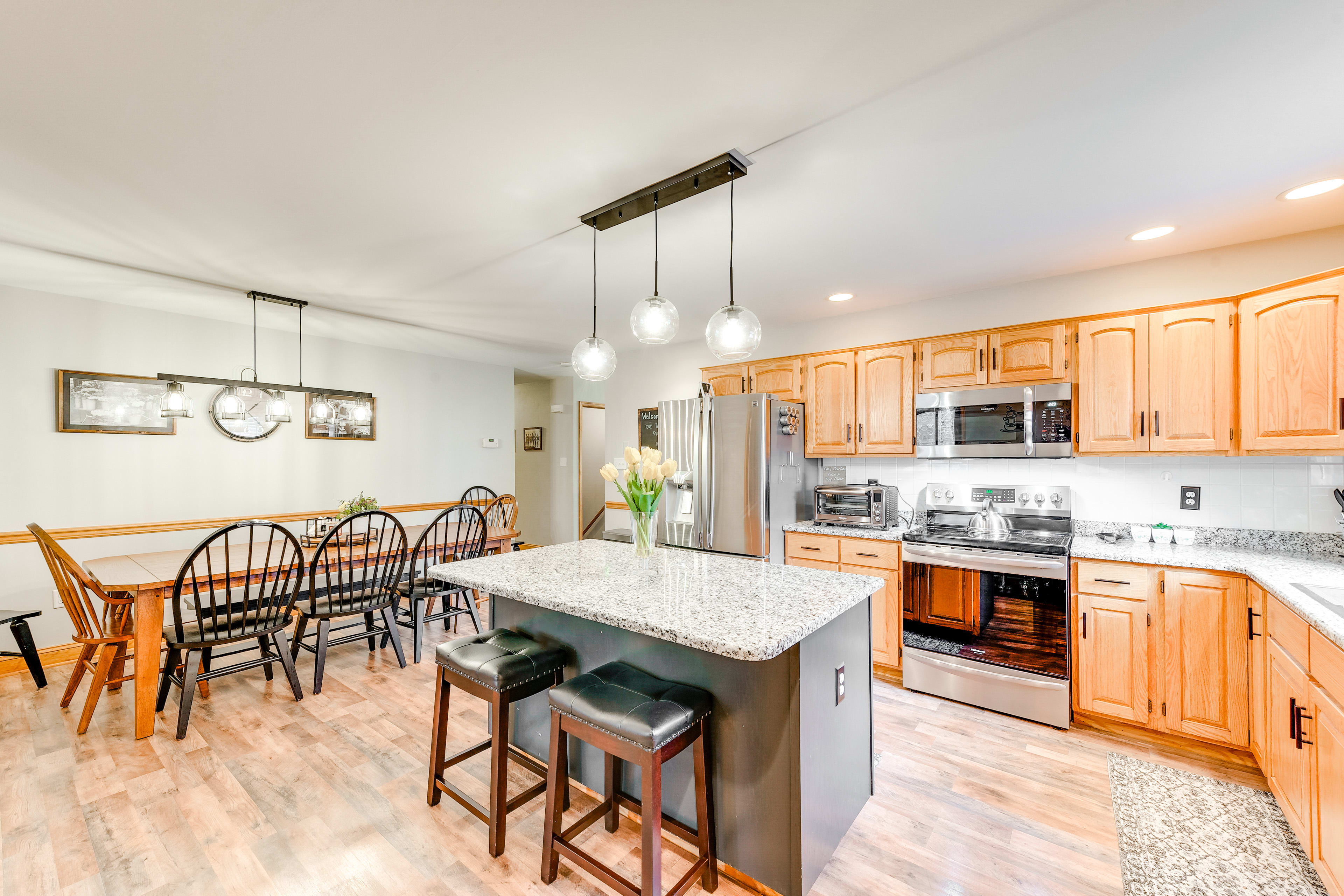 Kitchen | Cooking Basics | Toaster Oven | Kettle | Coffee Bar | Main Level