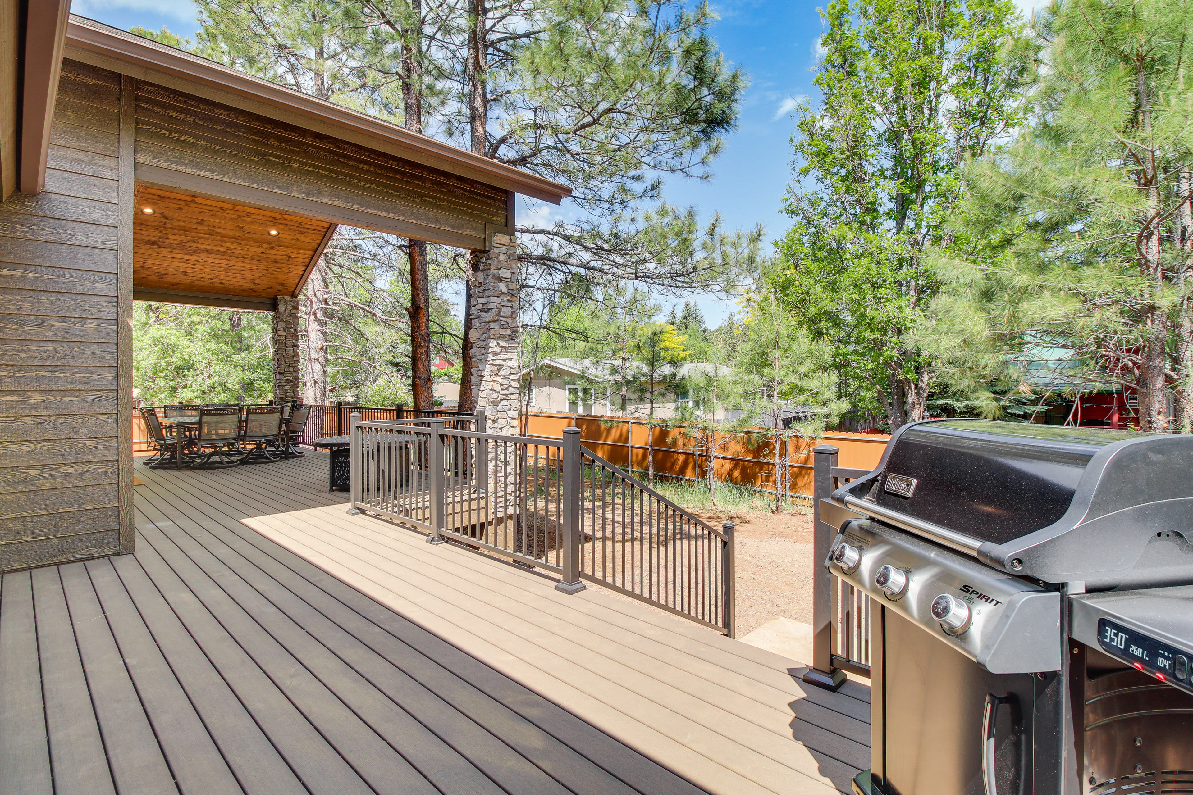 Pinetop Vacation Rental | 3BR | 2BA | Steps Required | 1,945 Sq Ft