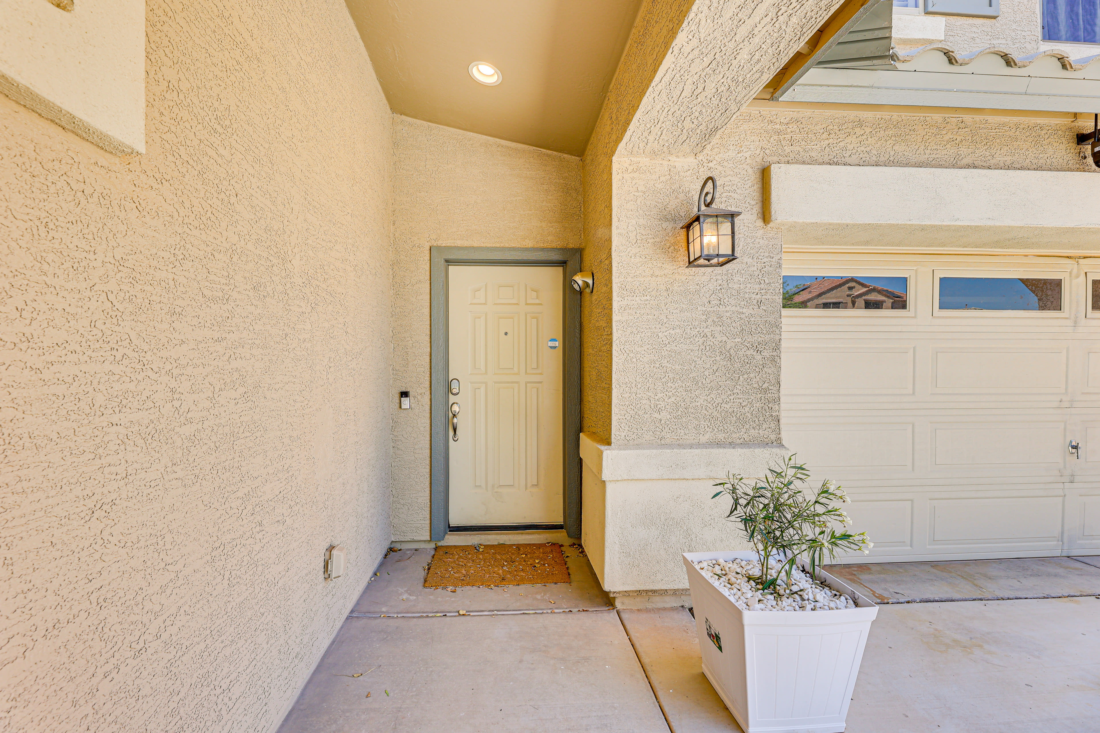 Exterior | Keyless Entry