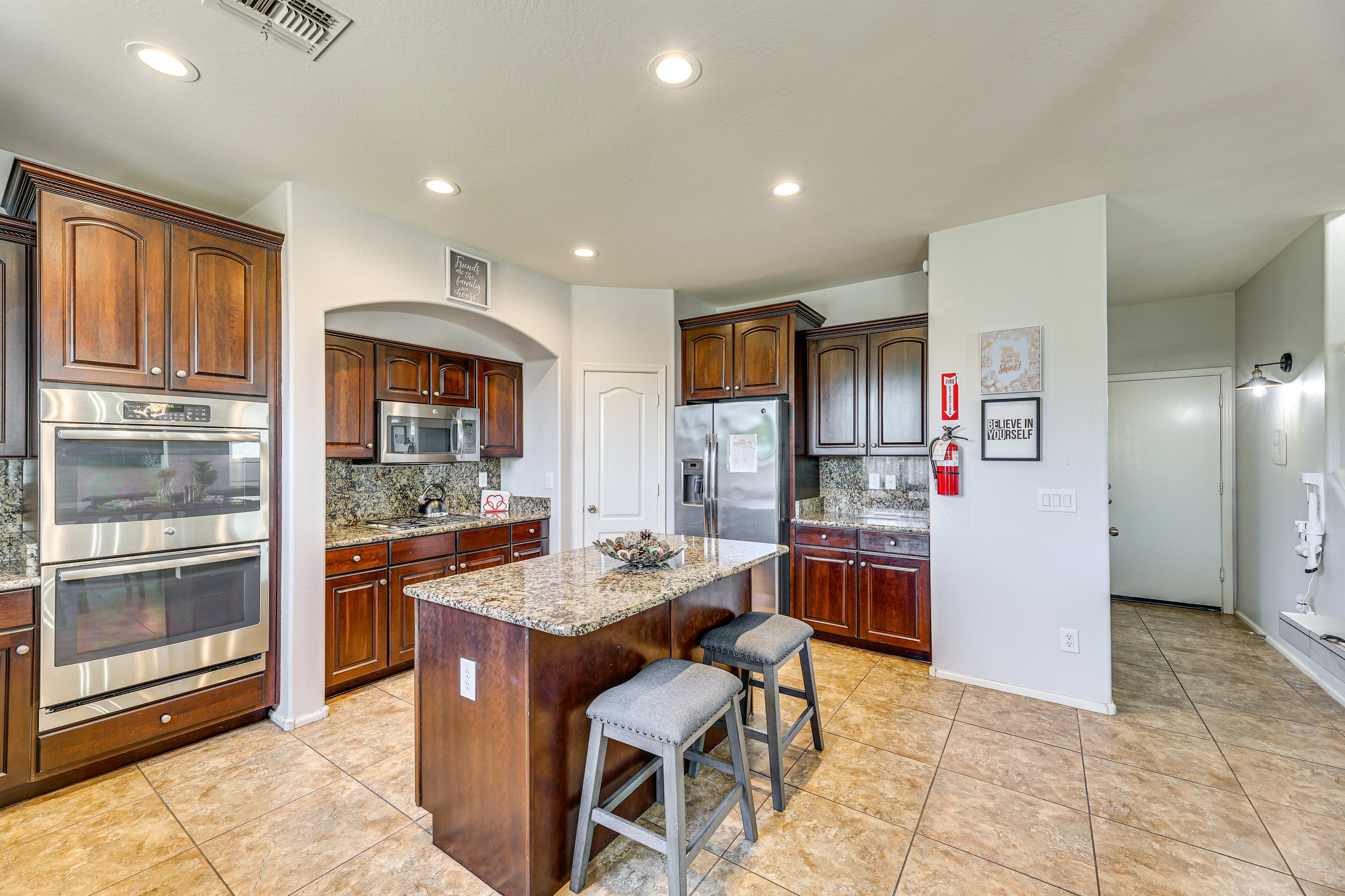 Kitchen | Cooking Basics | Keurig/Drip Coffee Maker | 1st Floor