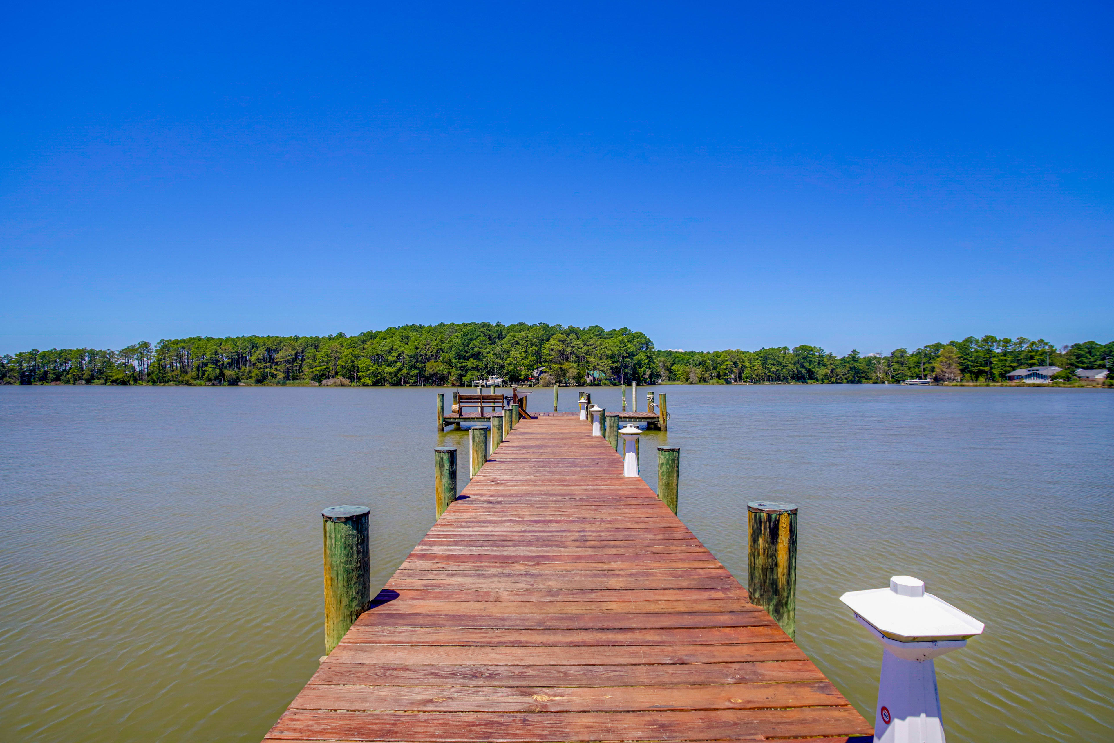 Private Boat Dock | 2 Canoes & 3 Kayaks