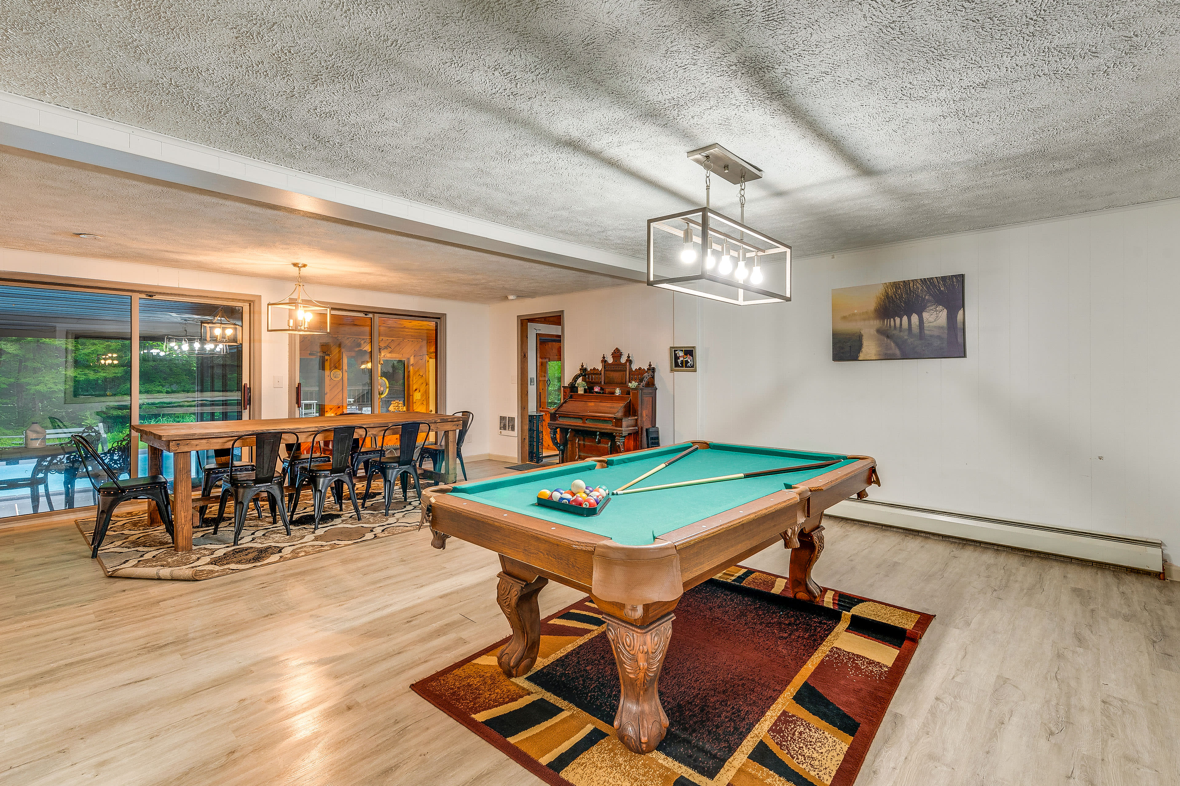 Dining Area | Pool Table