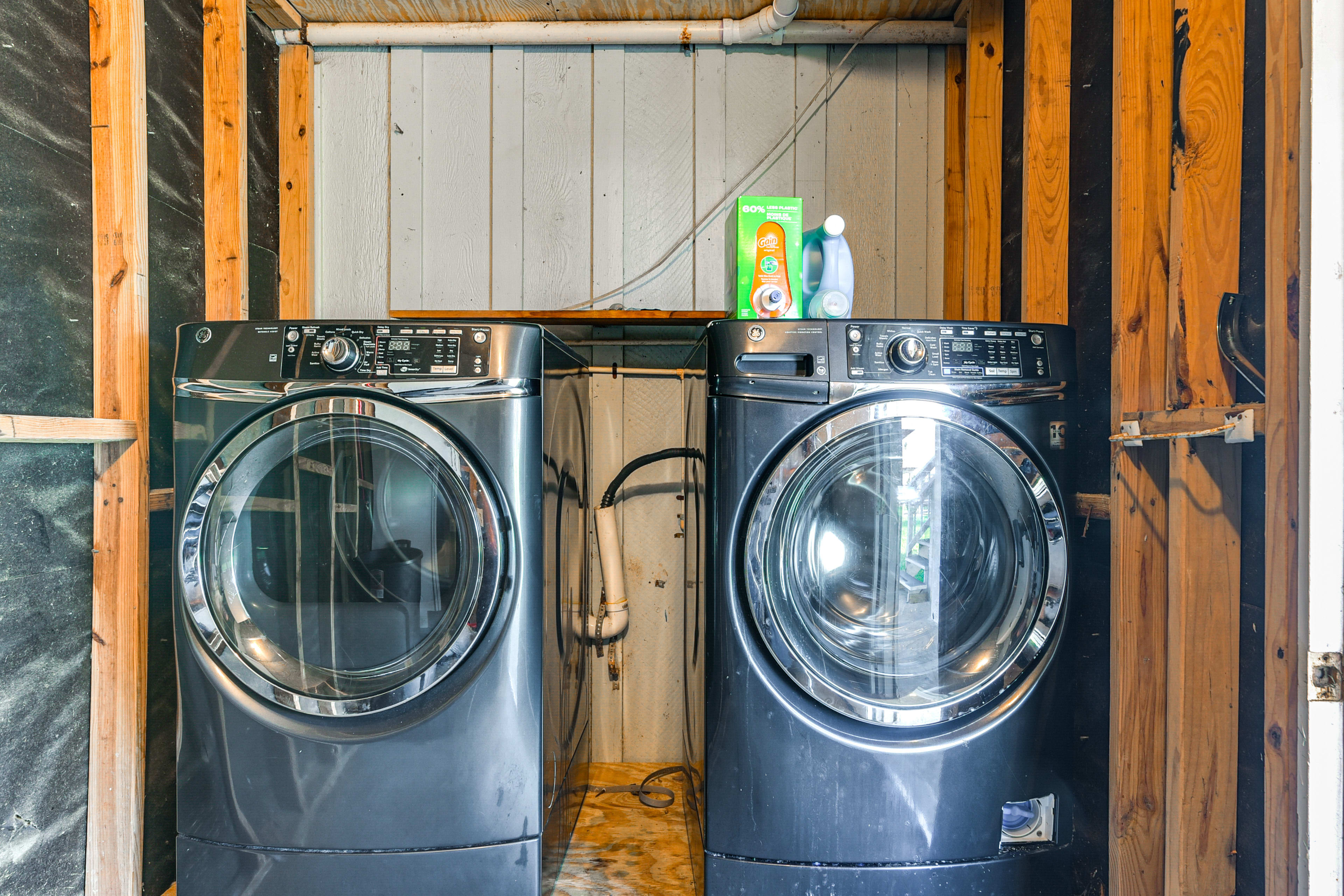 Laundry Room | Lower Level