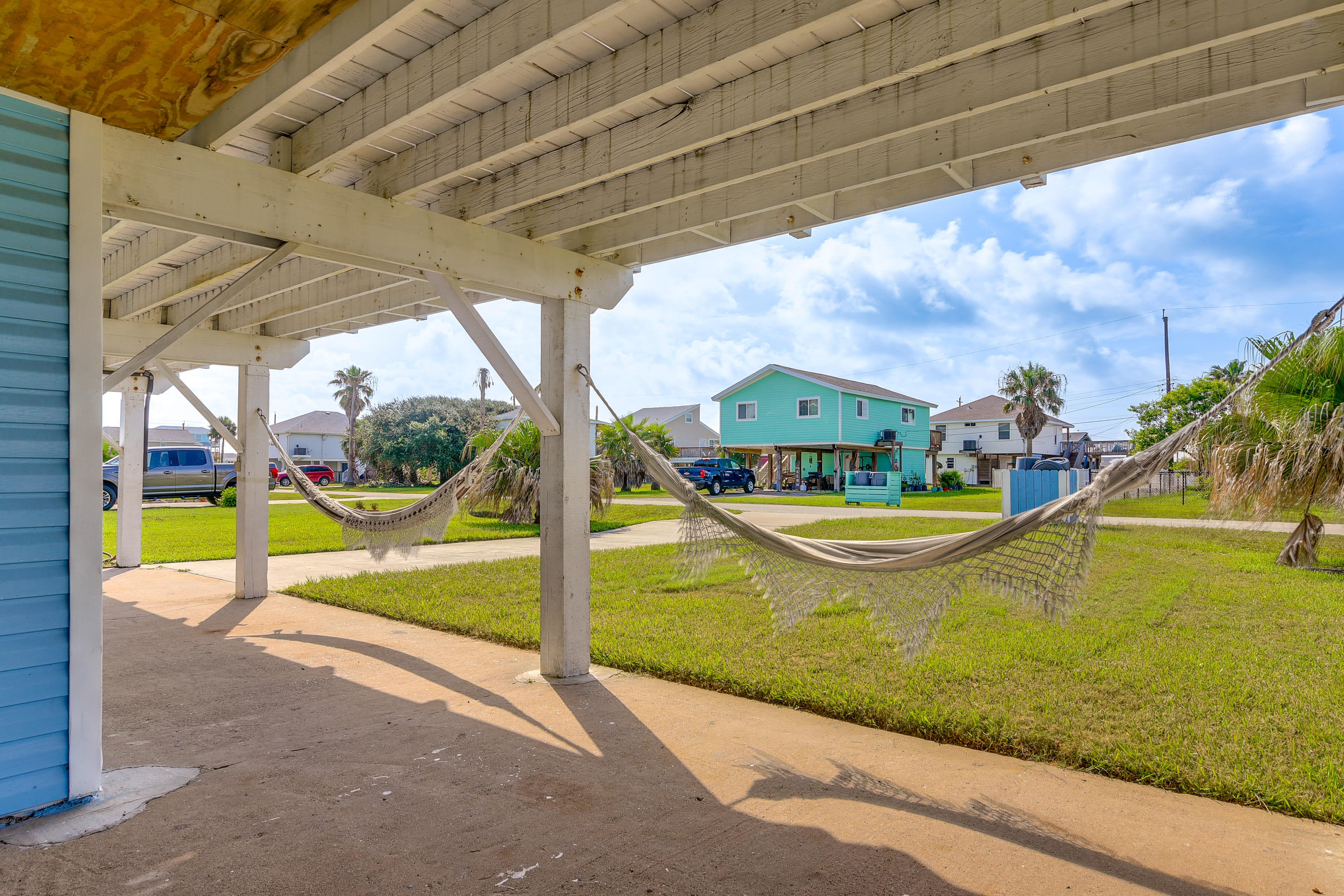 Patio | Yard | Hammocks