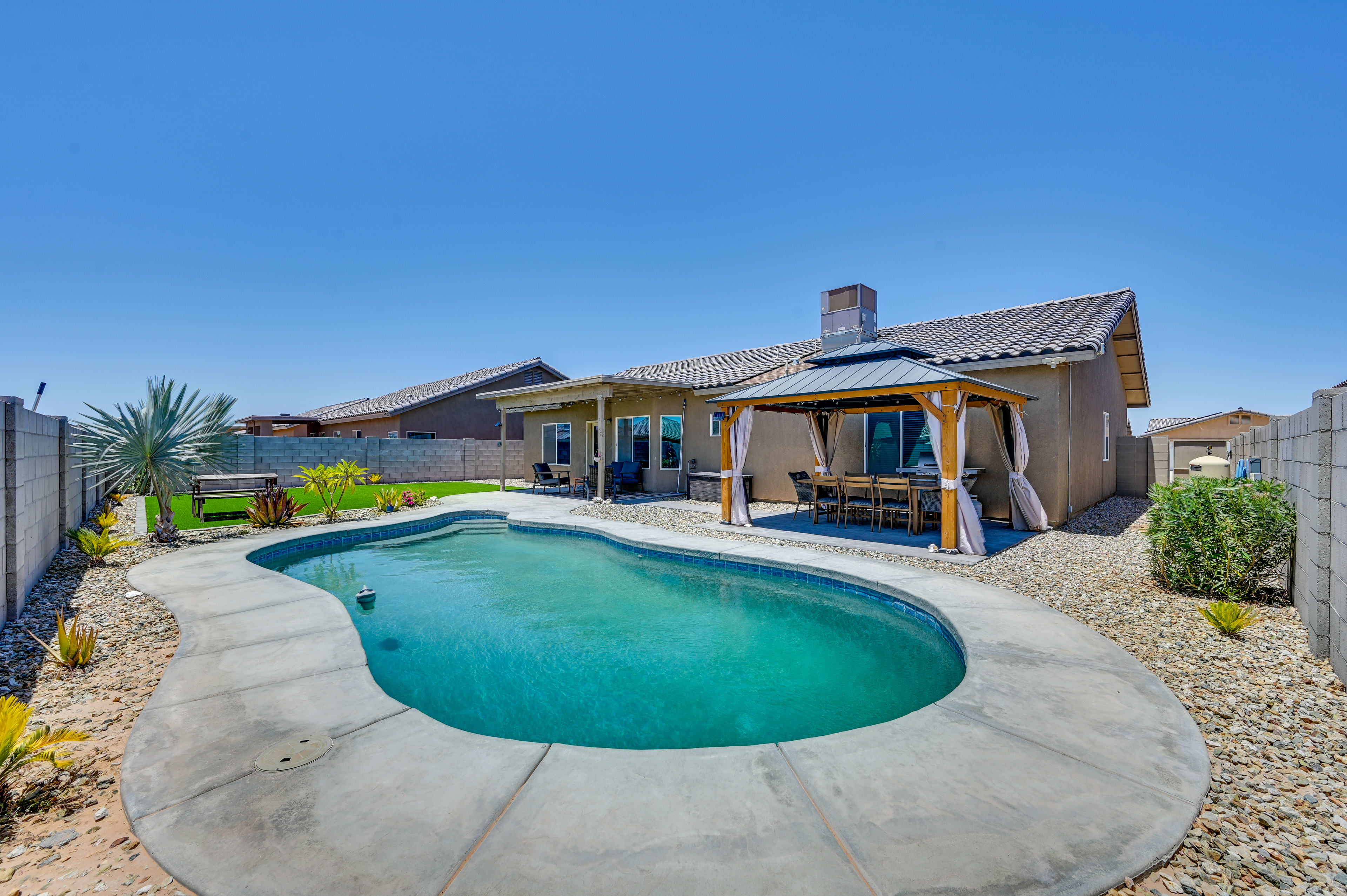 Yuma Vacation Rental | 4BR | 2BA | 1,725 Sq Ft | Step-Free Entry