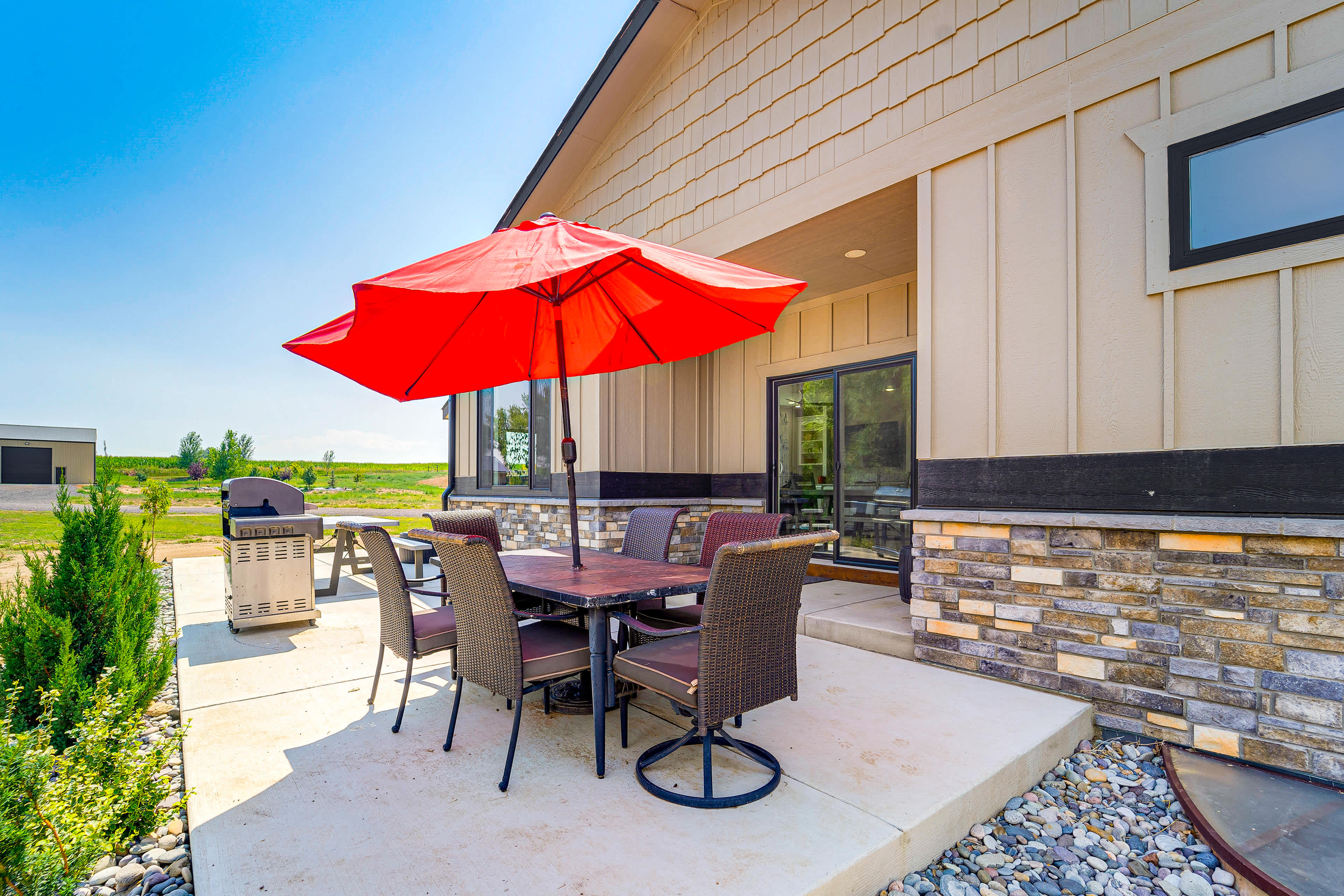 Private Patio | Dining Area