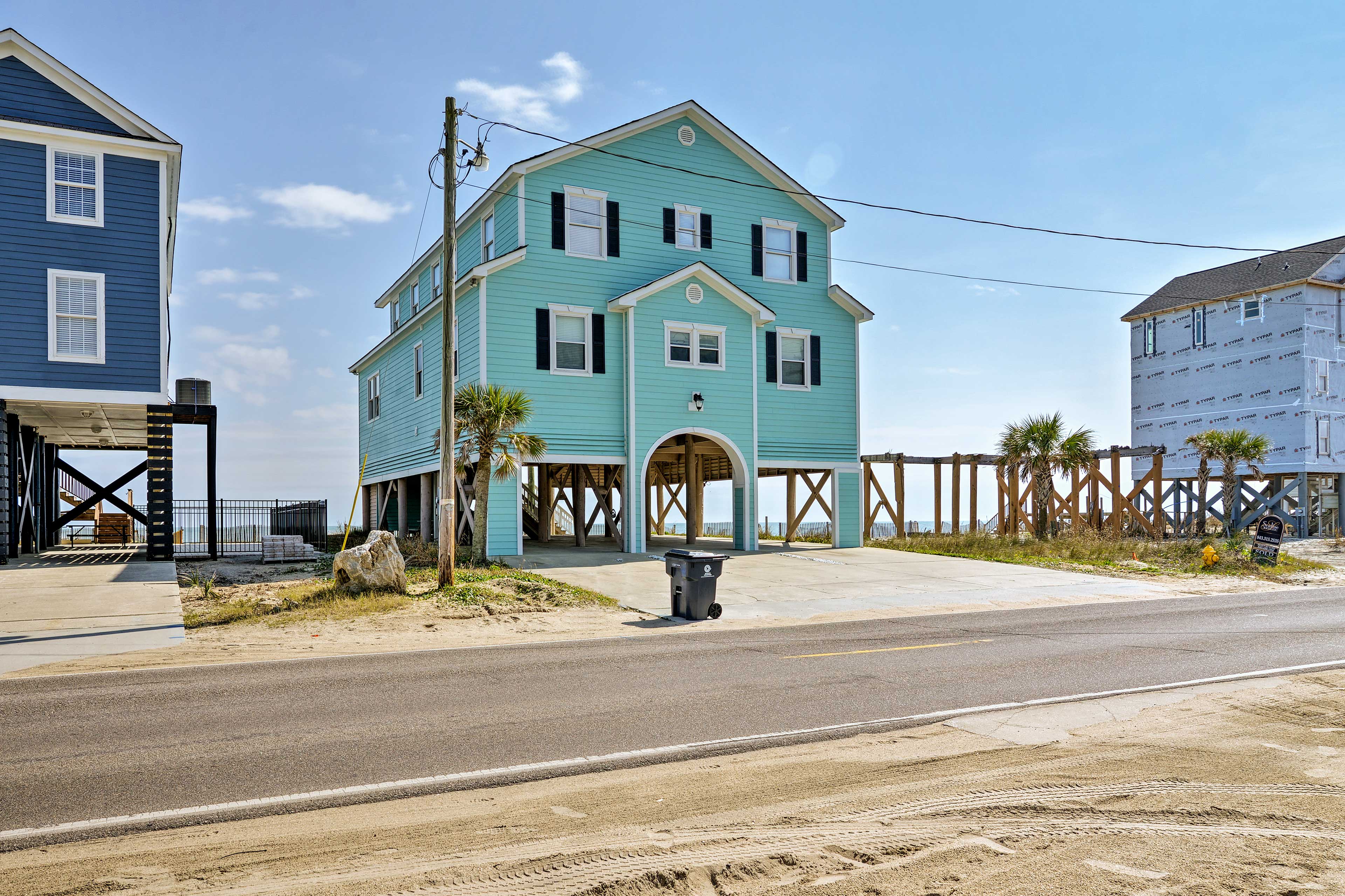Oceanfront Oasis w/ Sundeck 12 Mi to Myrtle Beach Murrells Inlet, SC