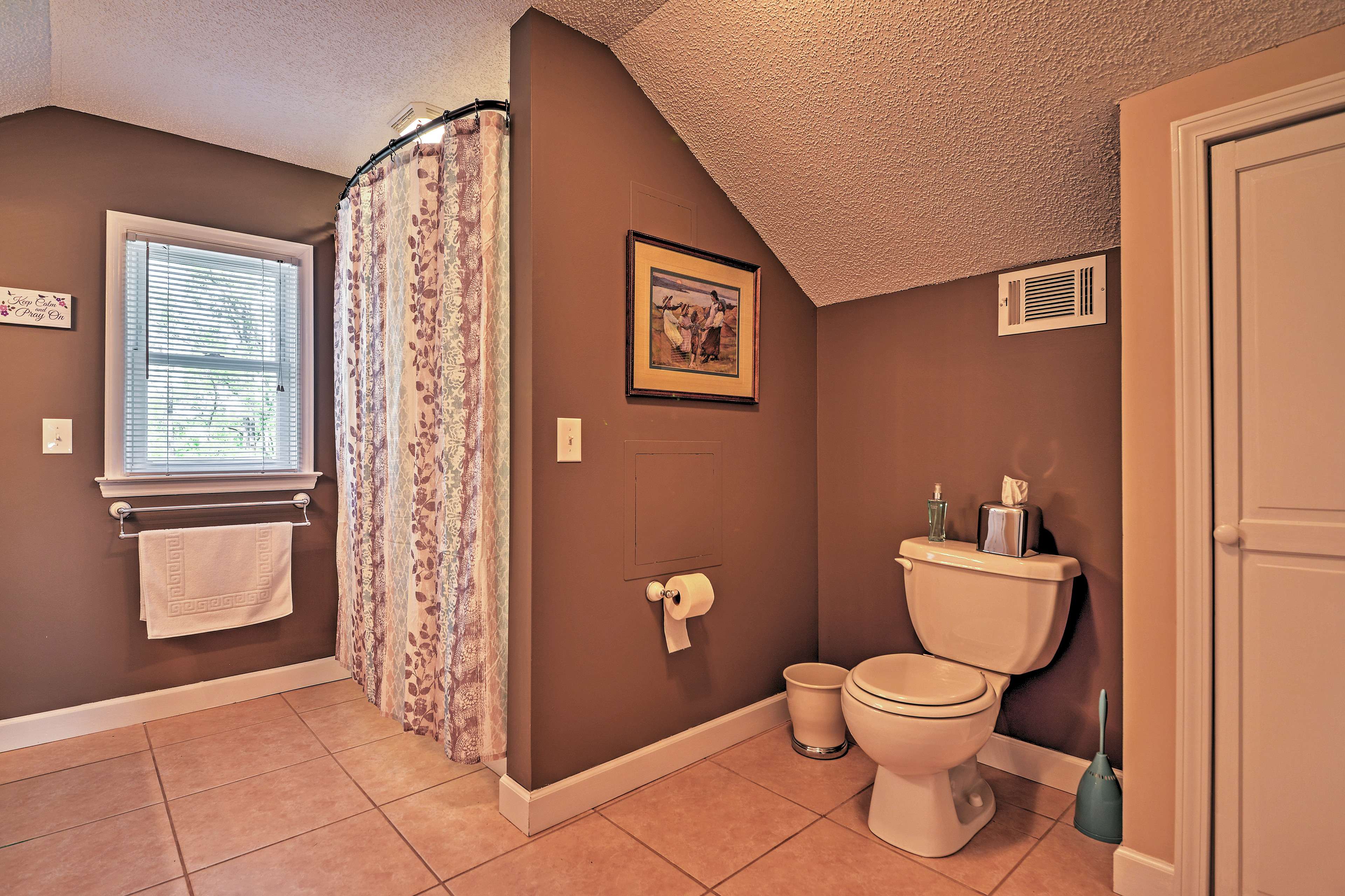 Dobson Farmhouse w/ Wraparound Porch & Fire Pit! Evolve