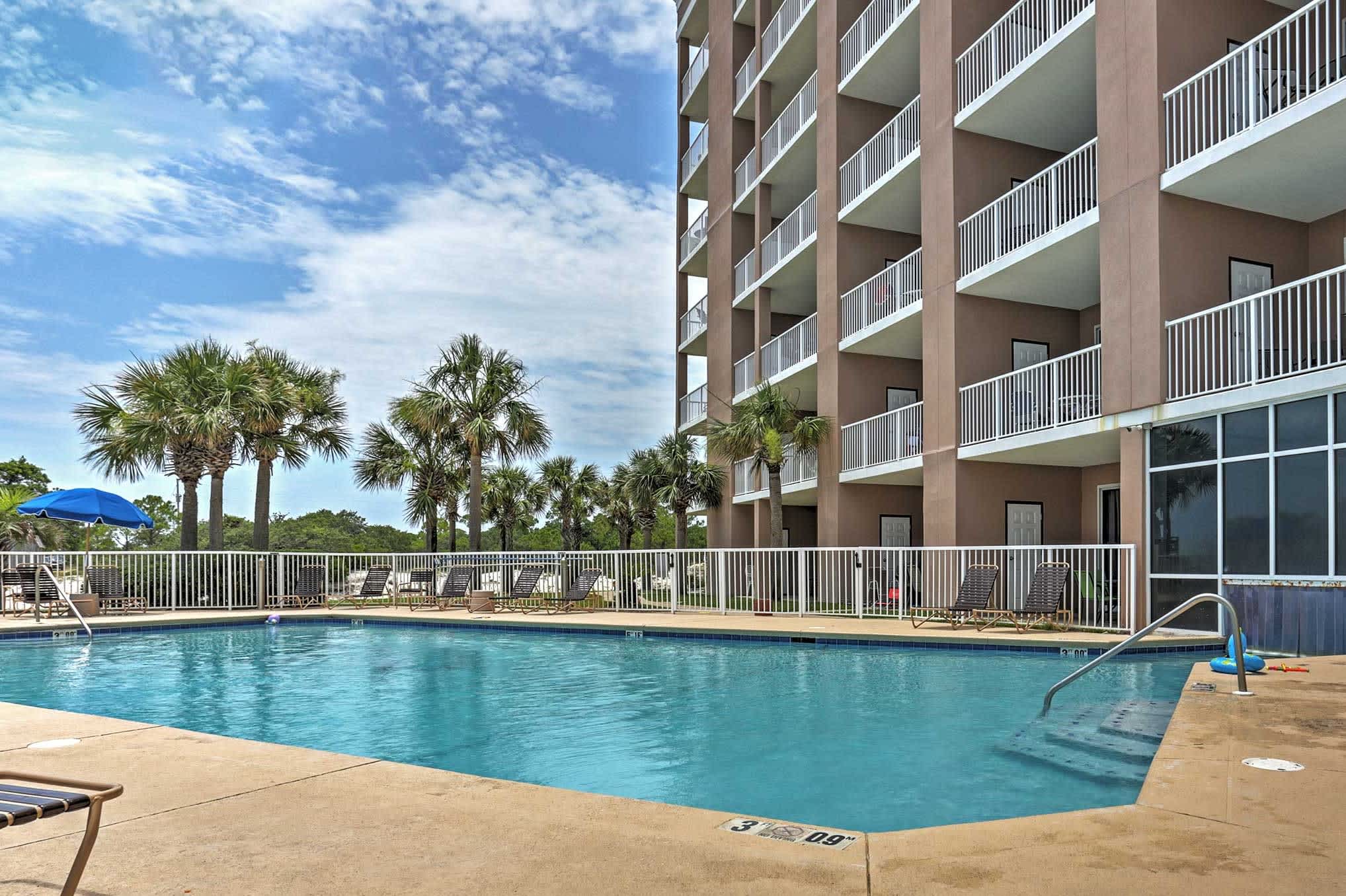 Gulf Shores Condo w/ Ocean View, Near Fort Evolve