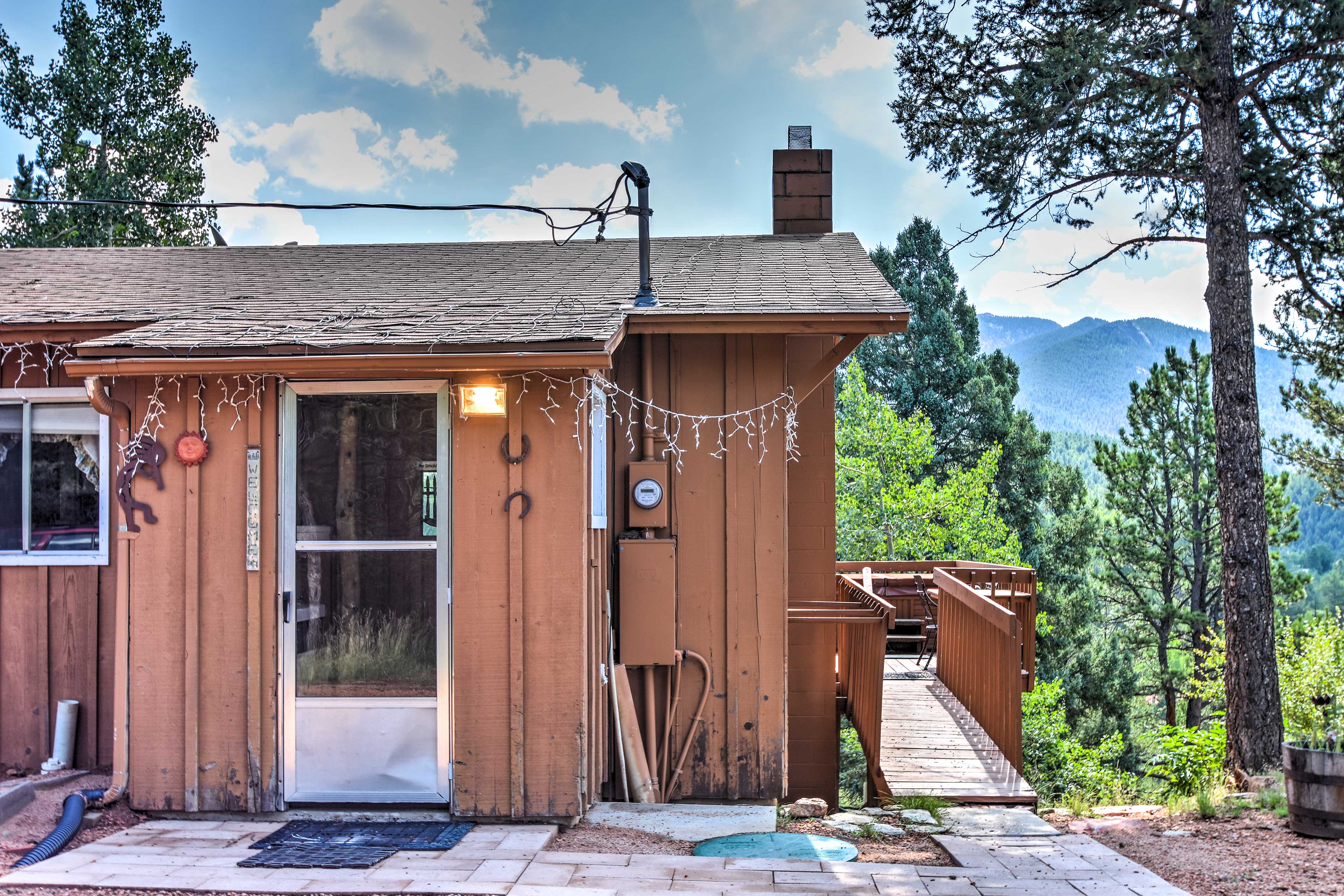 'Horseshoe Lodge' Divide Cabin w/ Furnished Deck! Evolve