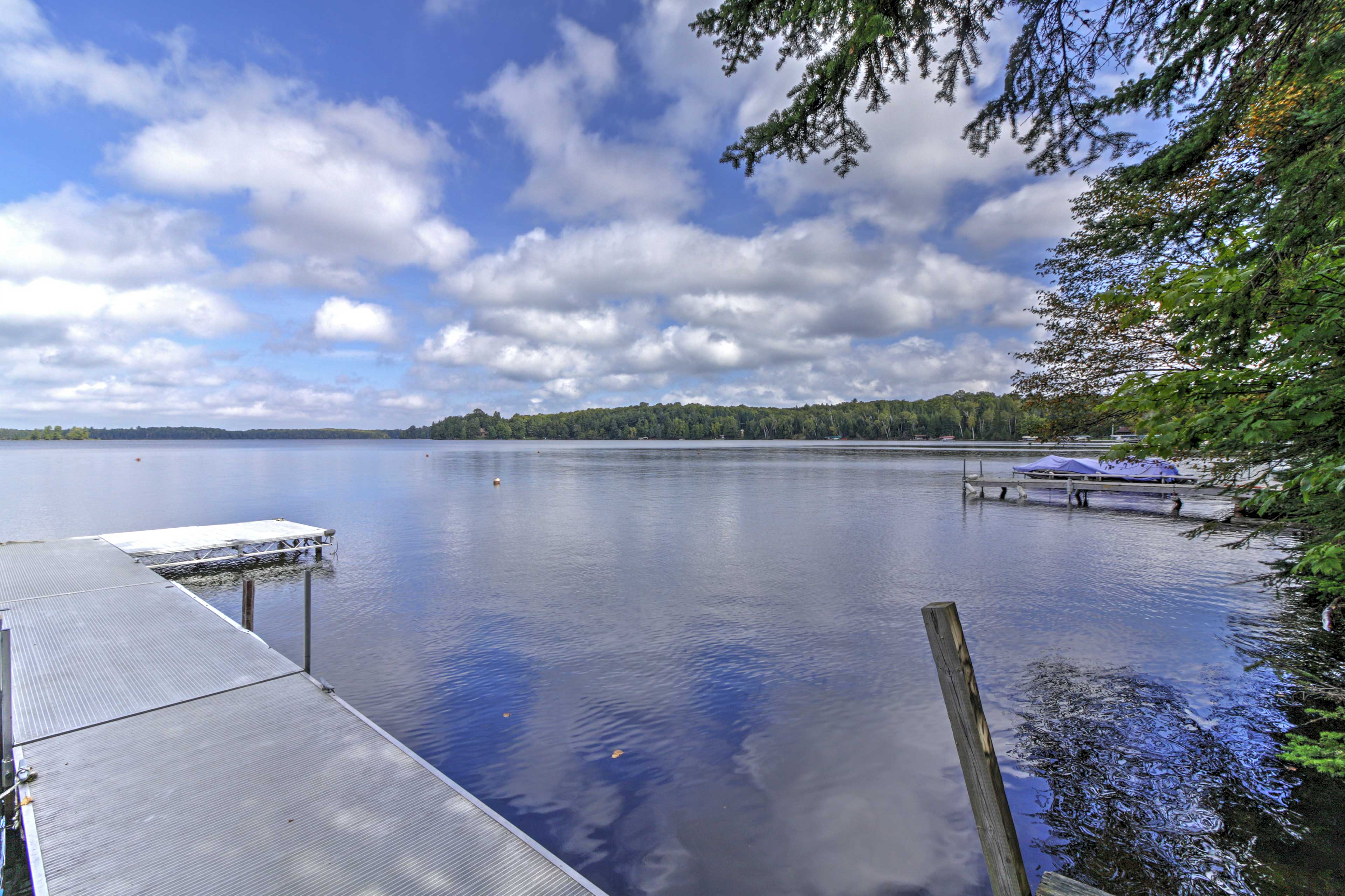 Magnolia land and lakes