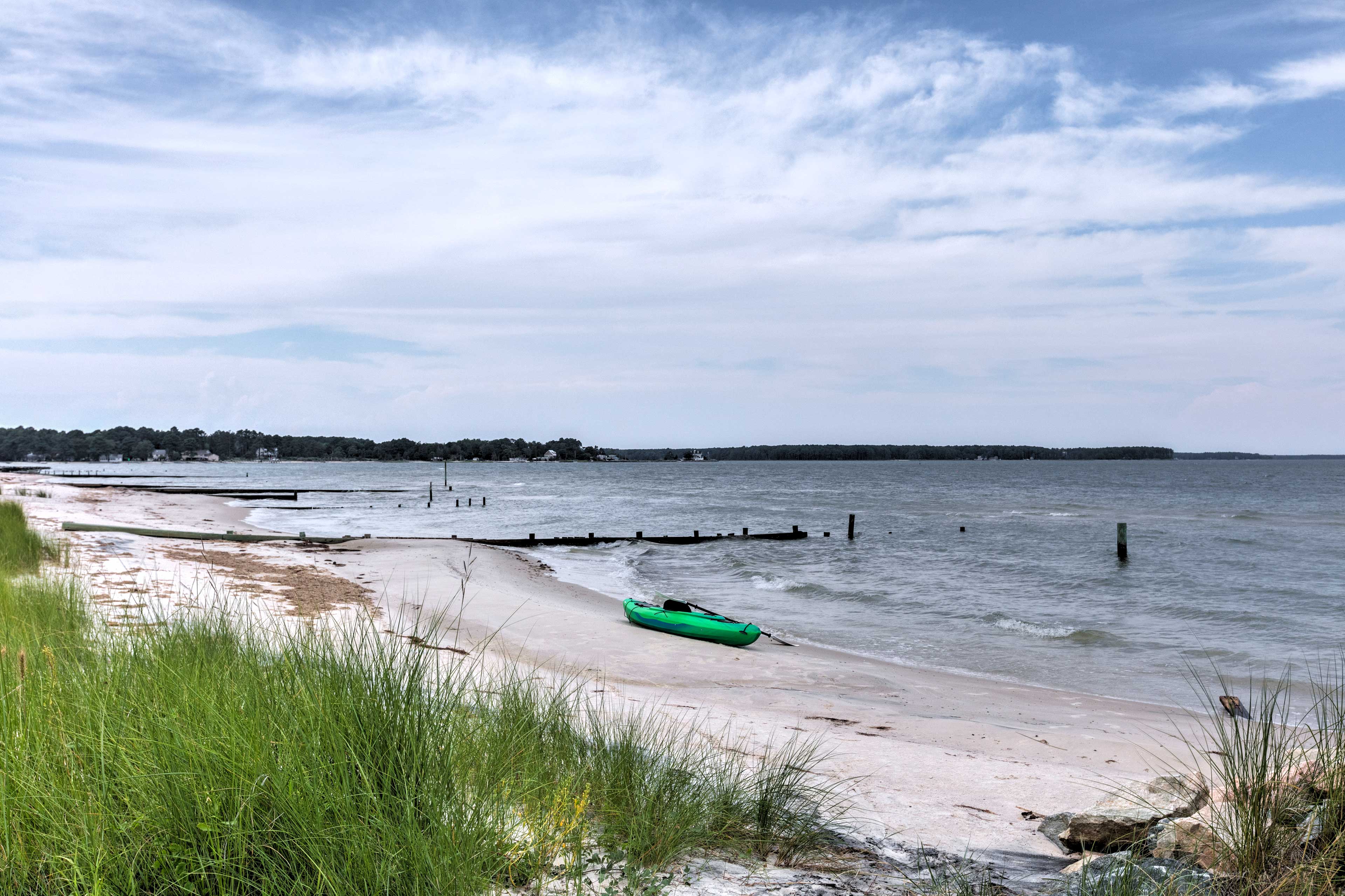 Oceanfront White Stone Cottage w/ Private Beach! Evolve