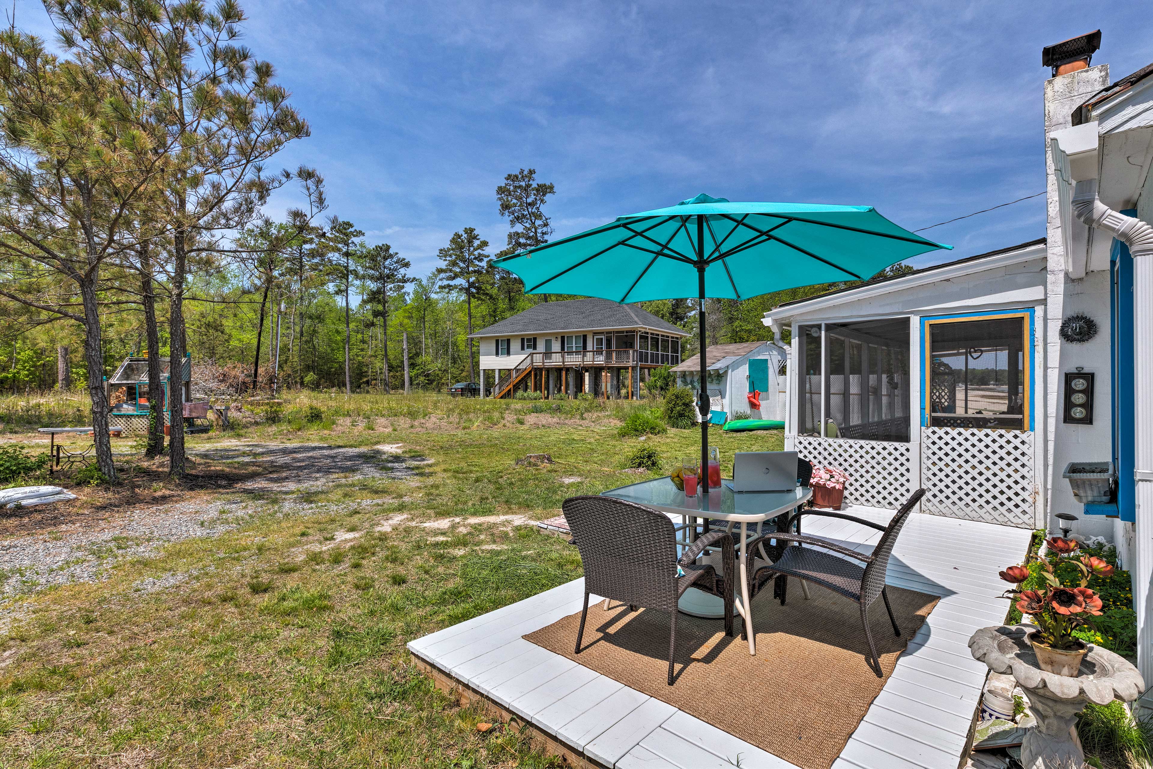 Oceanfront White Stone Cottage w/ Private Beach! Evolve