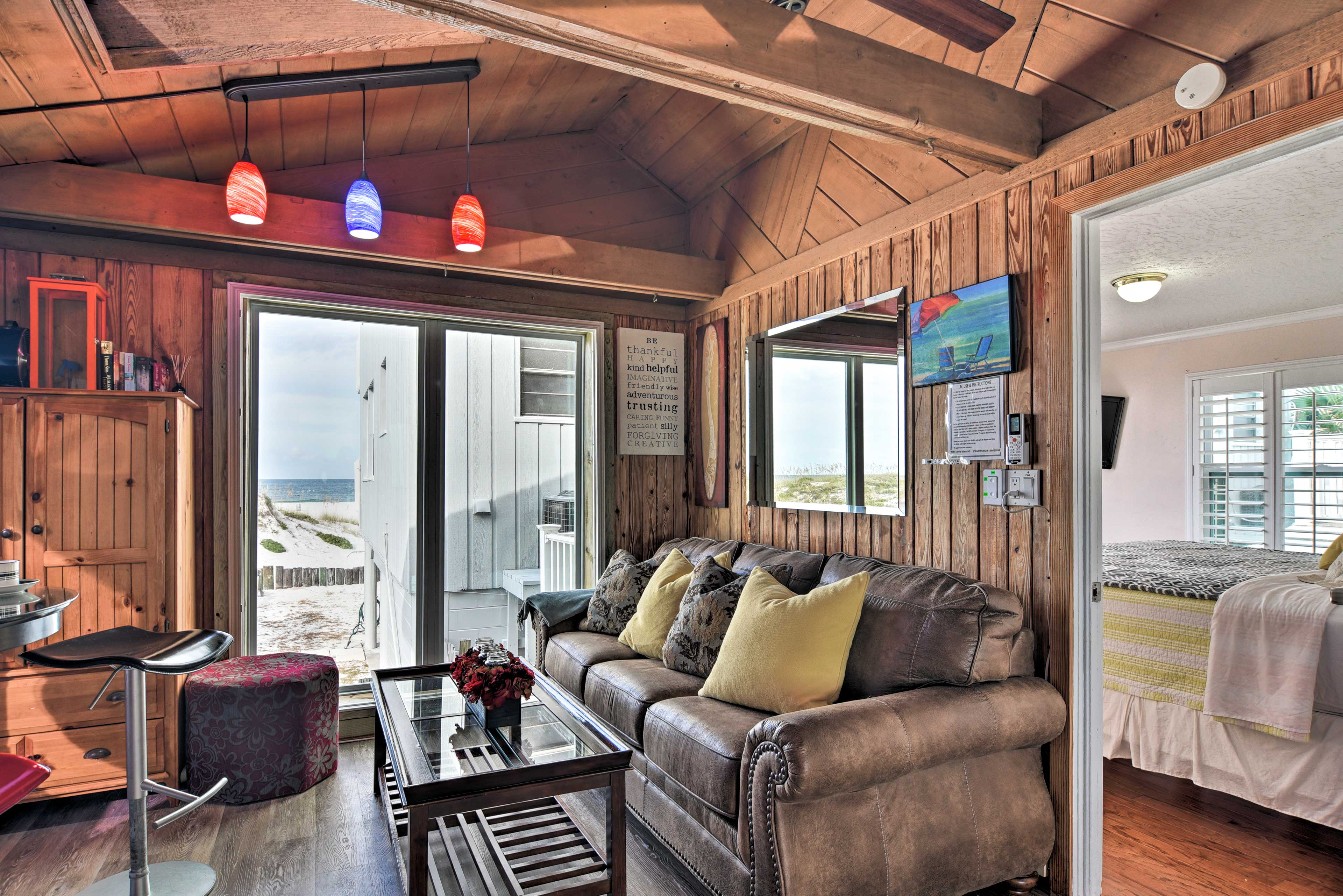 'Sea Turtle Suite' Condo w/ Clearwater Beach Views Evolve