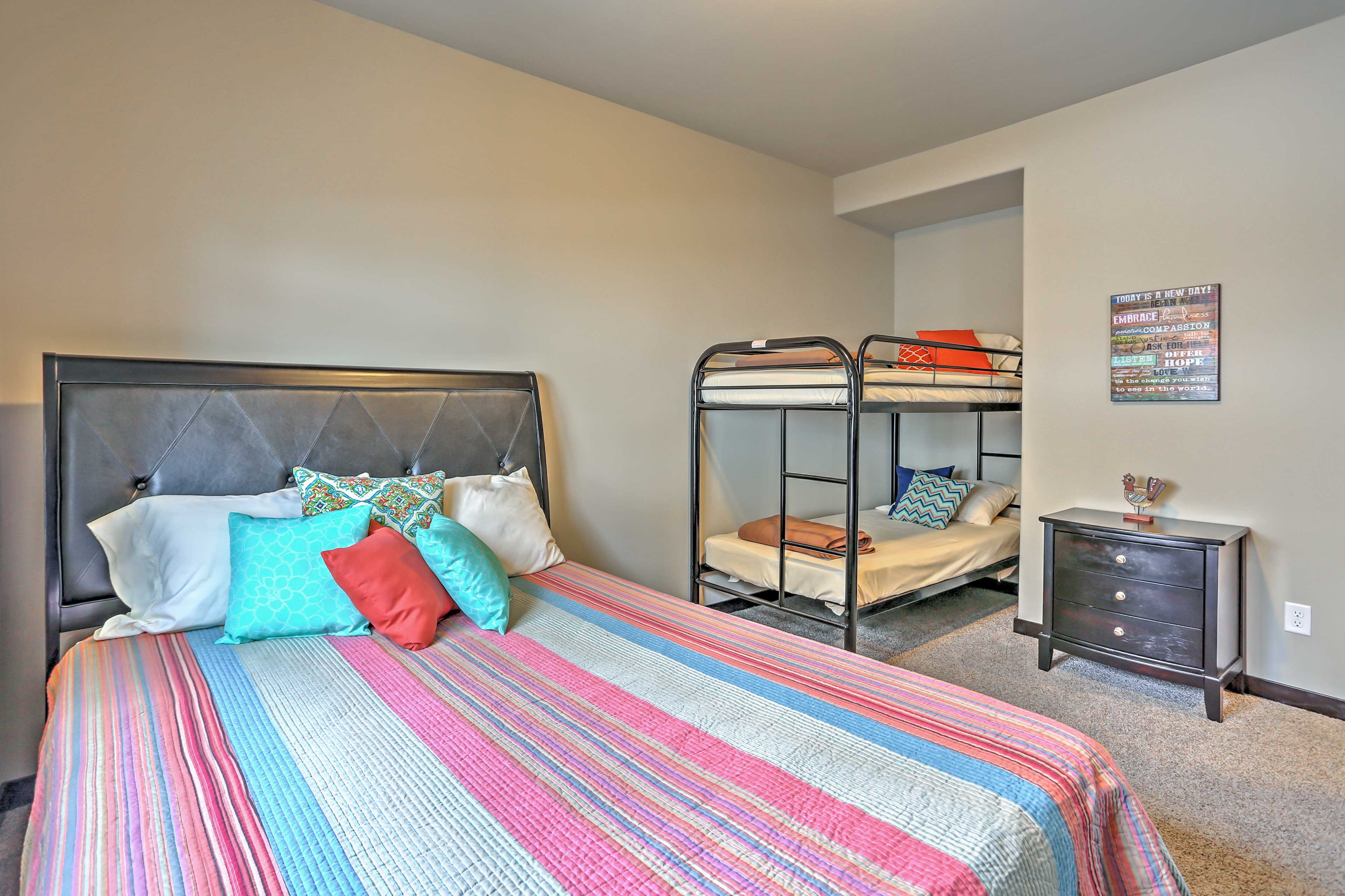 Modern Manson Condo w/ Pool & Lake Chelan Views! Evolve