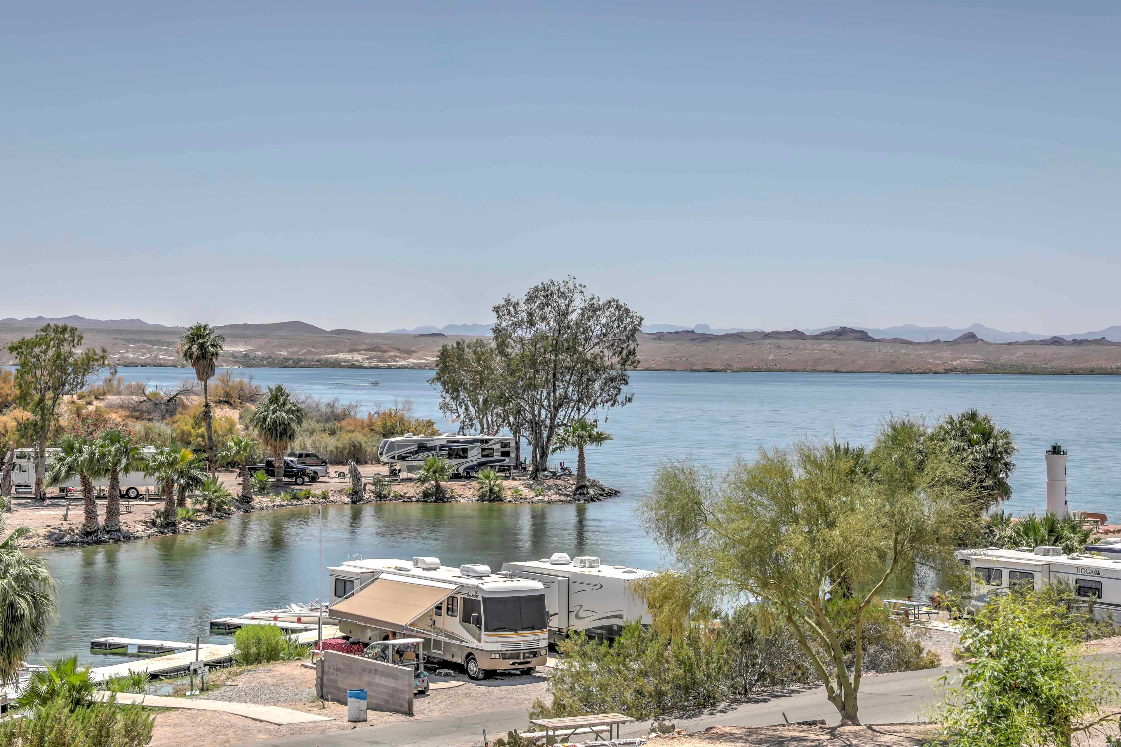 Havasu Cabin w/ Lake + Mountain Views, Boat Launch Lake Havasu City