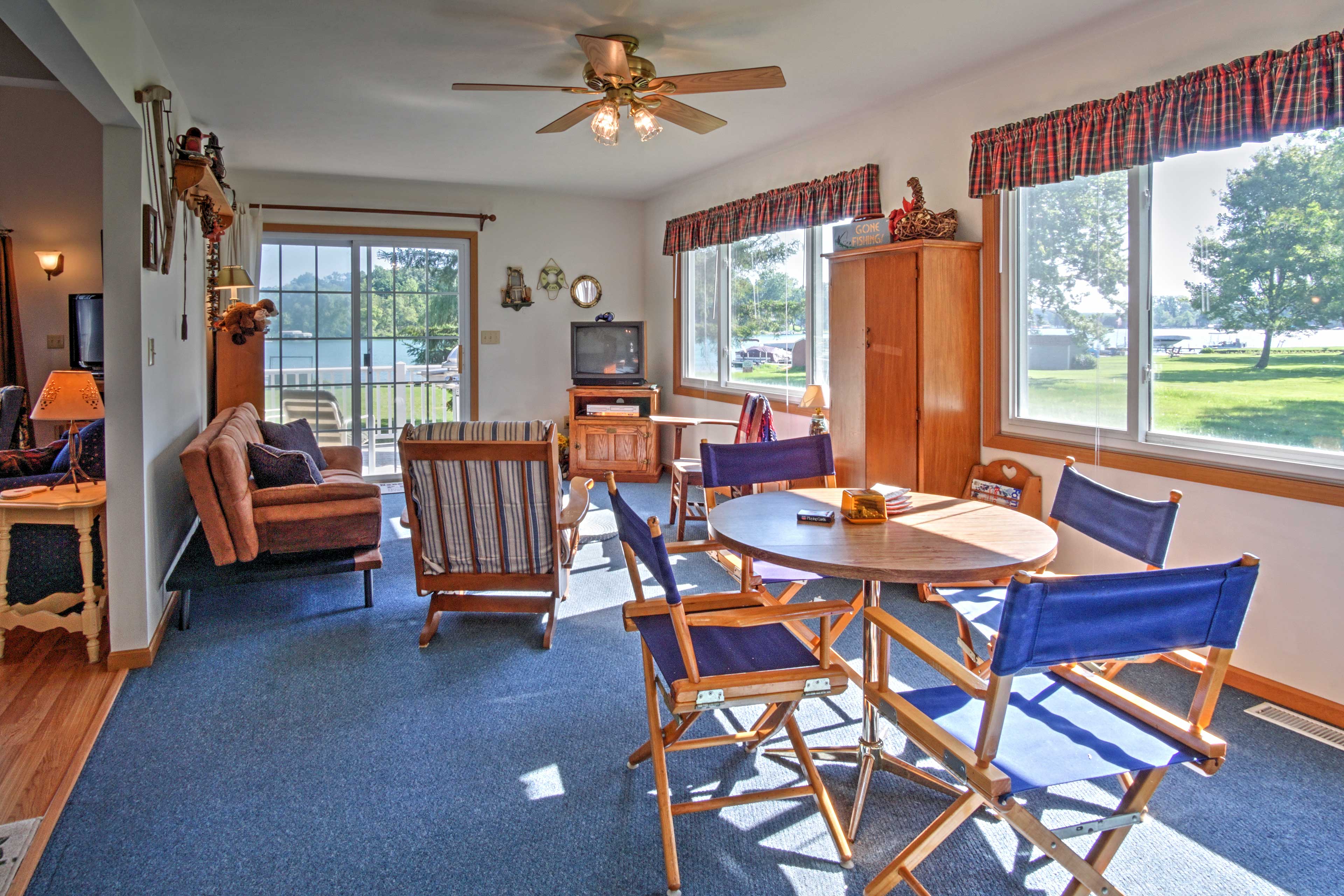 Waterfront Vandalia House w/ Dock on Donnell Lake! Evolve