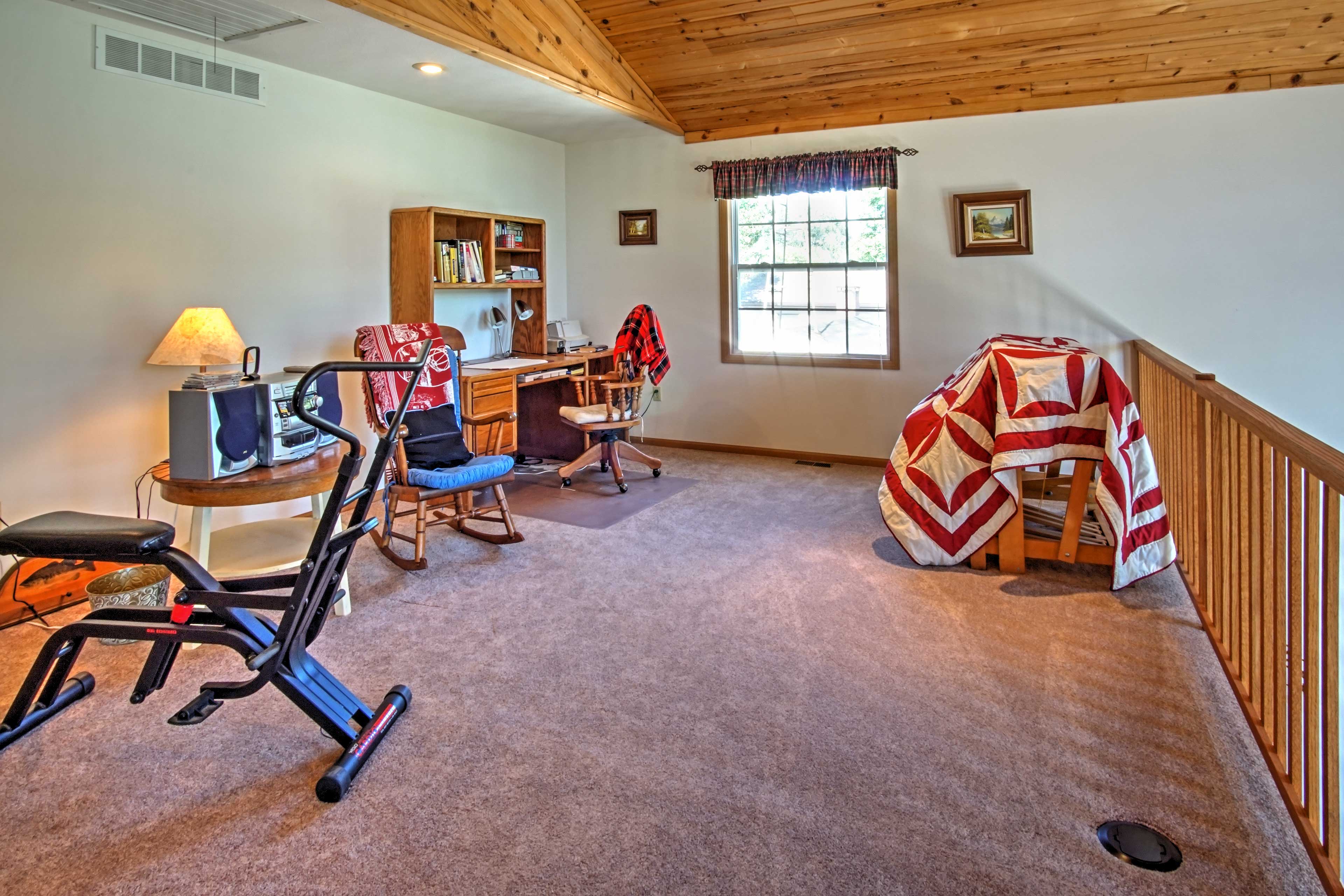 Waterfront Vandalia House w/ Dock on Donnell Lake! Evolve