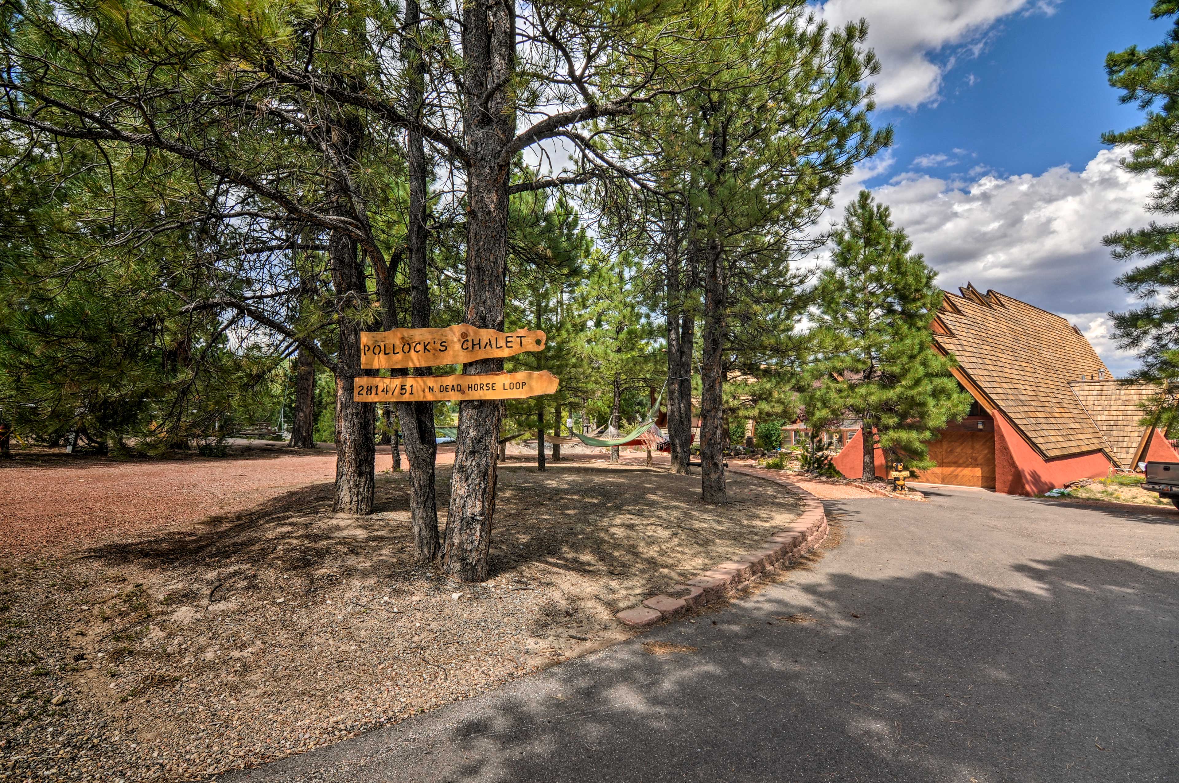 Mtn Cabin Between Bryce Canyon & Zion Nat'l Parks! Long Valley