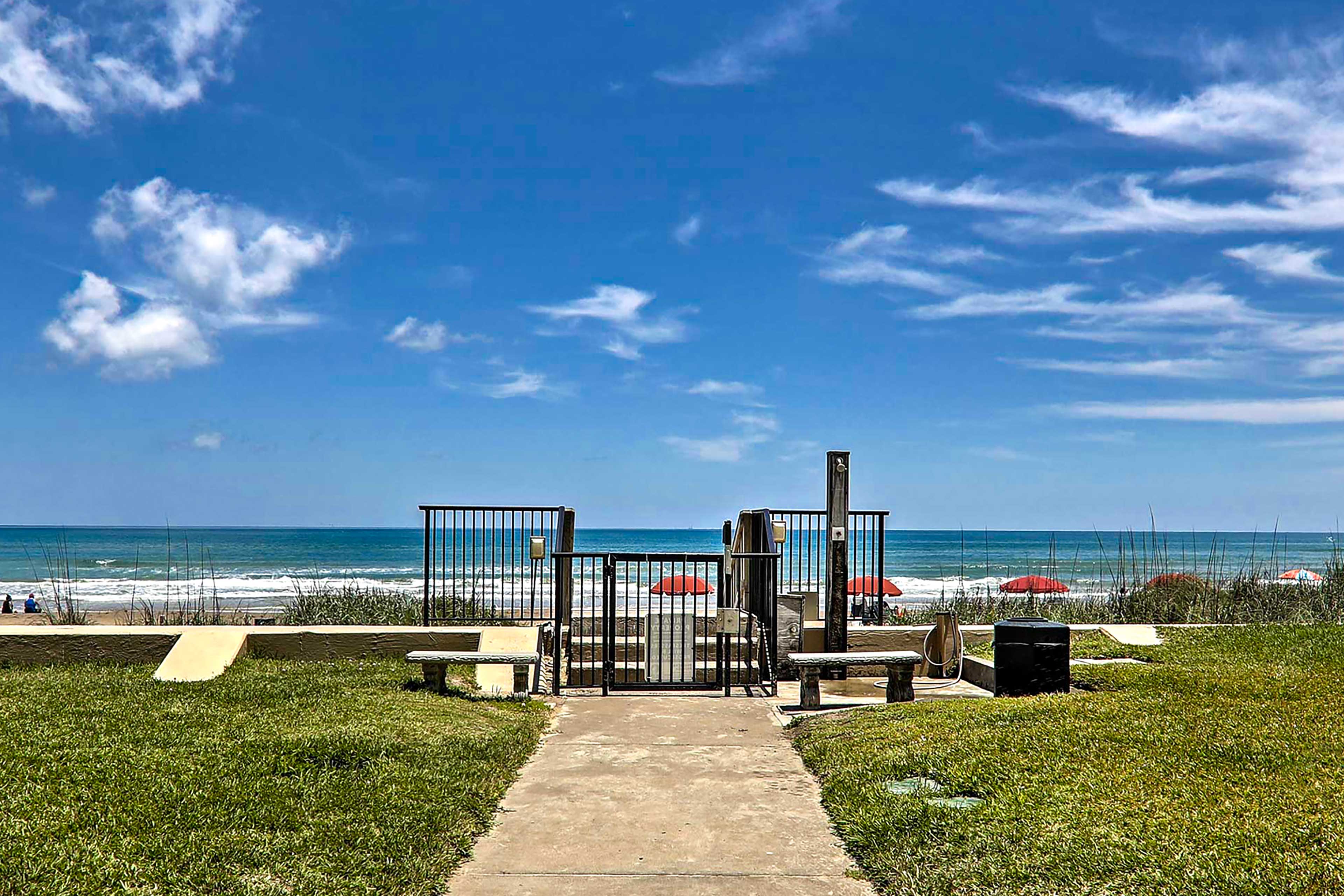 Beachfront South Padre Island Condo Rate Special! Evolve