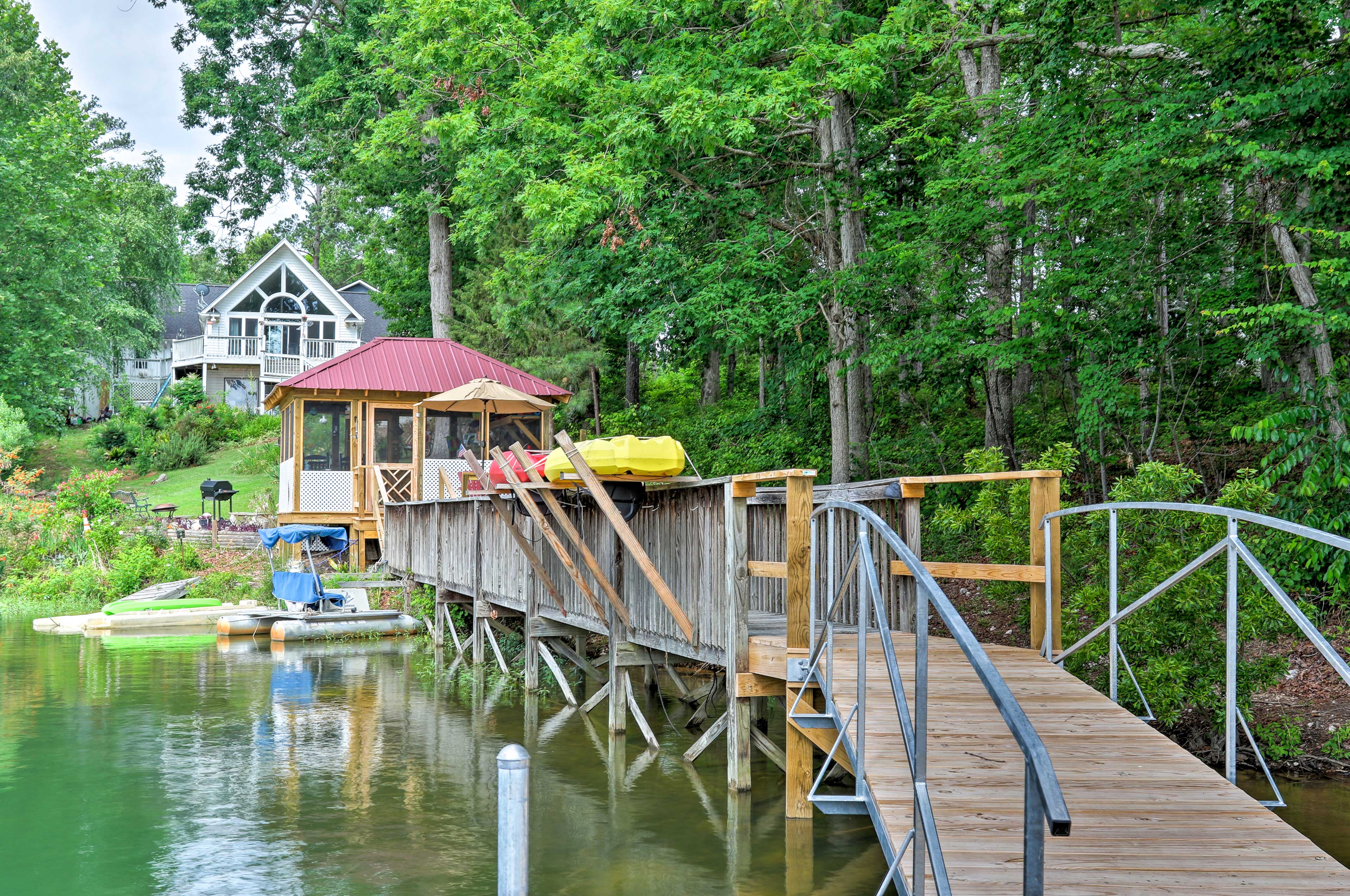 Waterfront Lake Murray Studio w/ Private Dock Chapin, SC Evolve