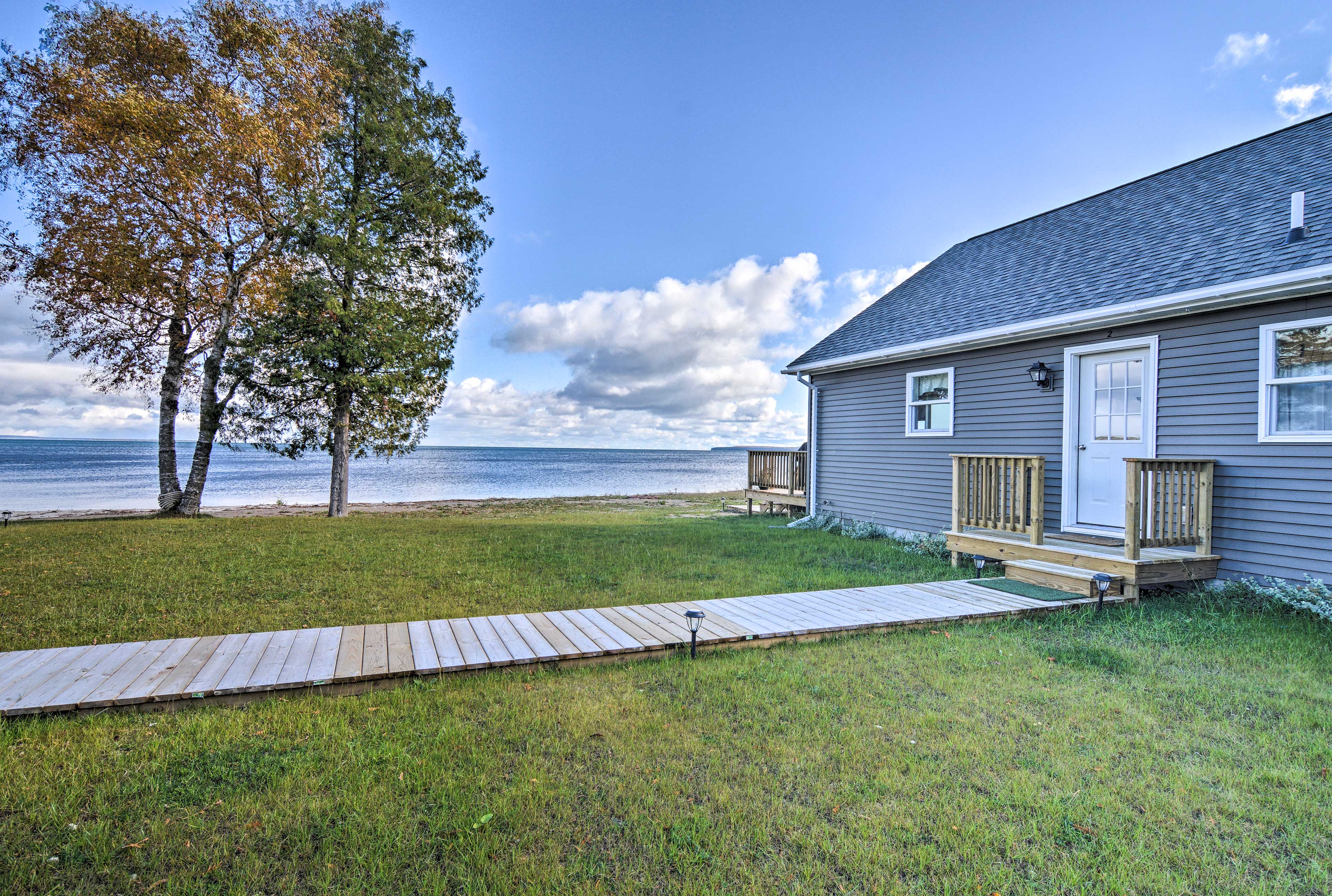 St. Ignace Cottage w/ Deck & Beach on Lake Huron! Evolve