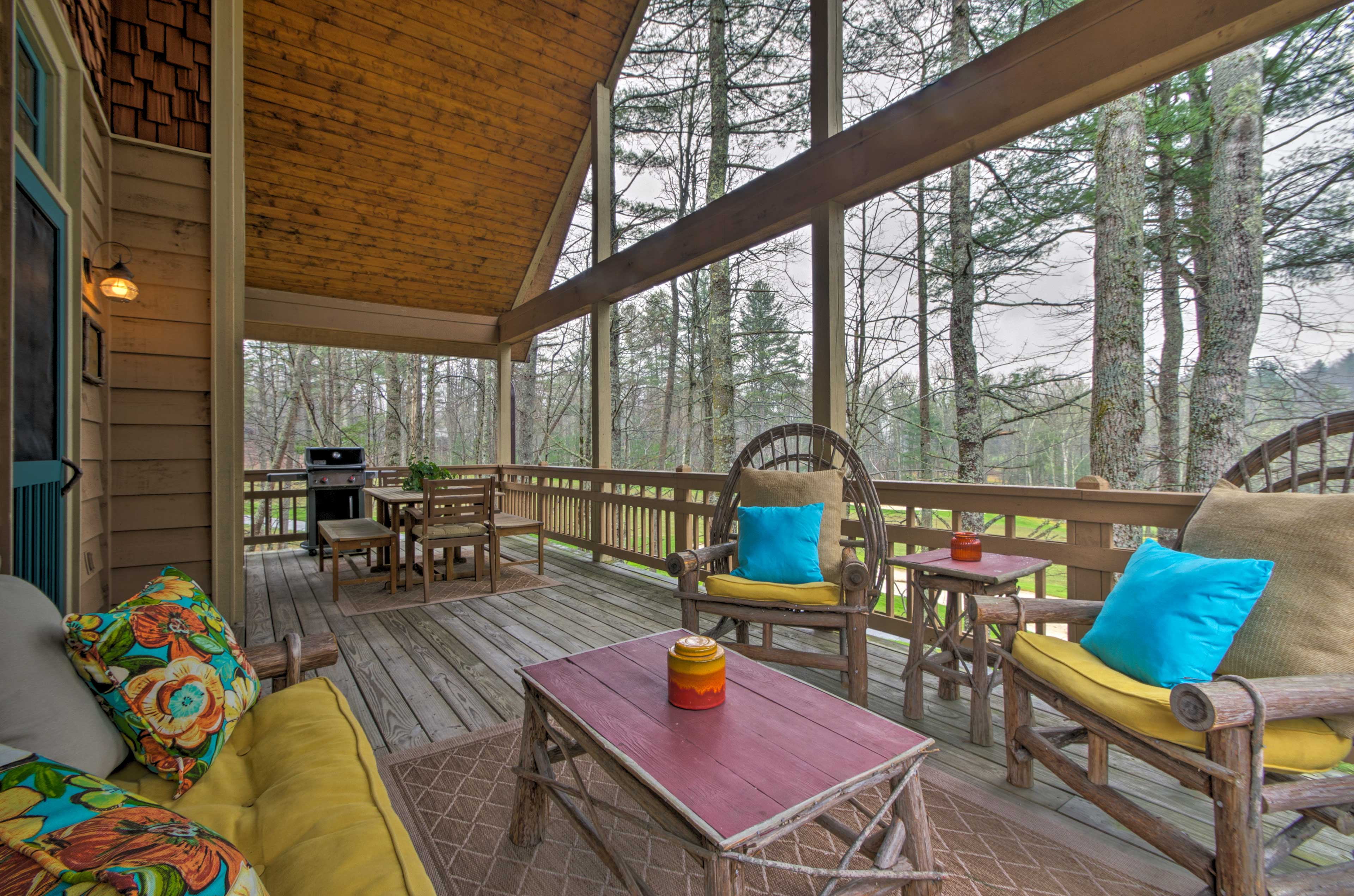 Rustic Cashiers Condo at Trillium Lake & Links! Evolve