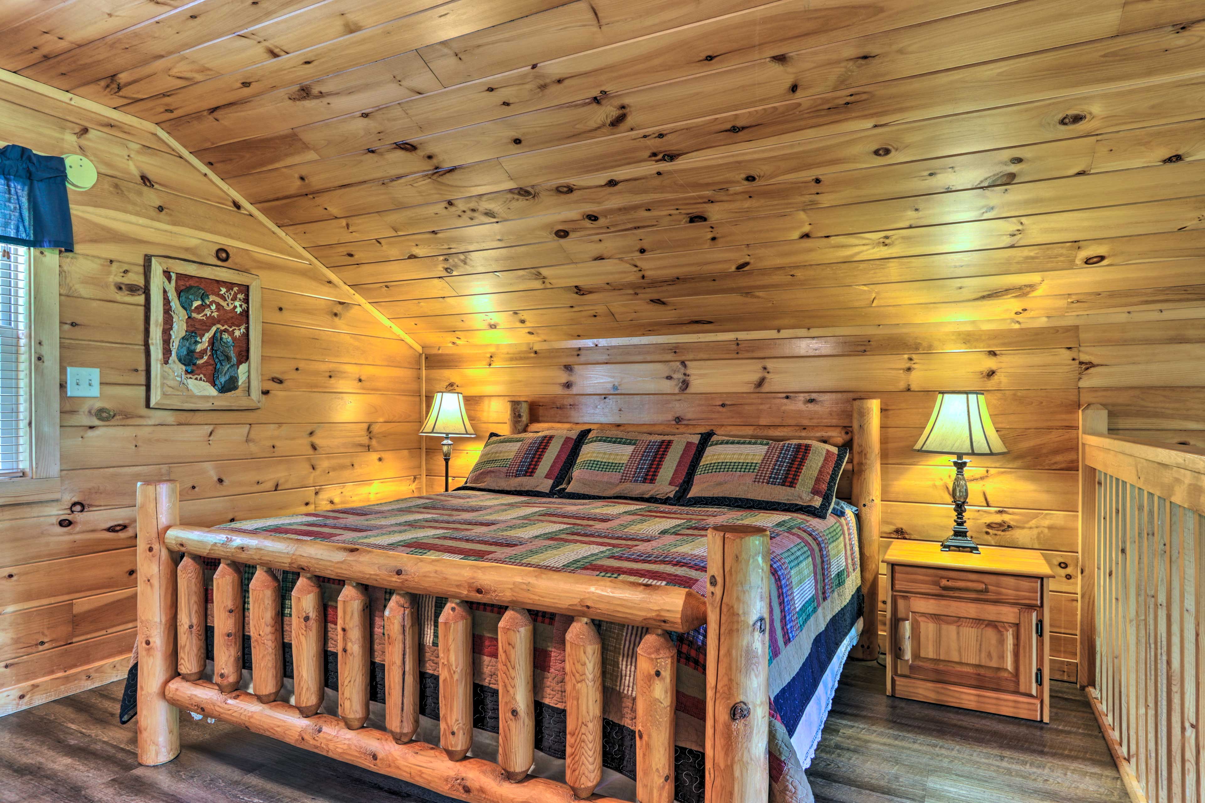 Log Cabin W Pool Table And Hot Tub In Gatlinburg Evolve 