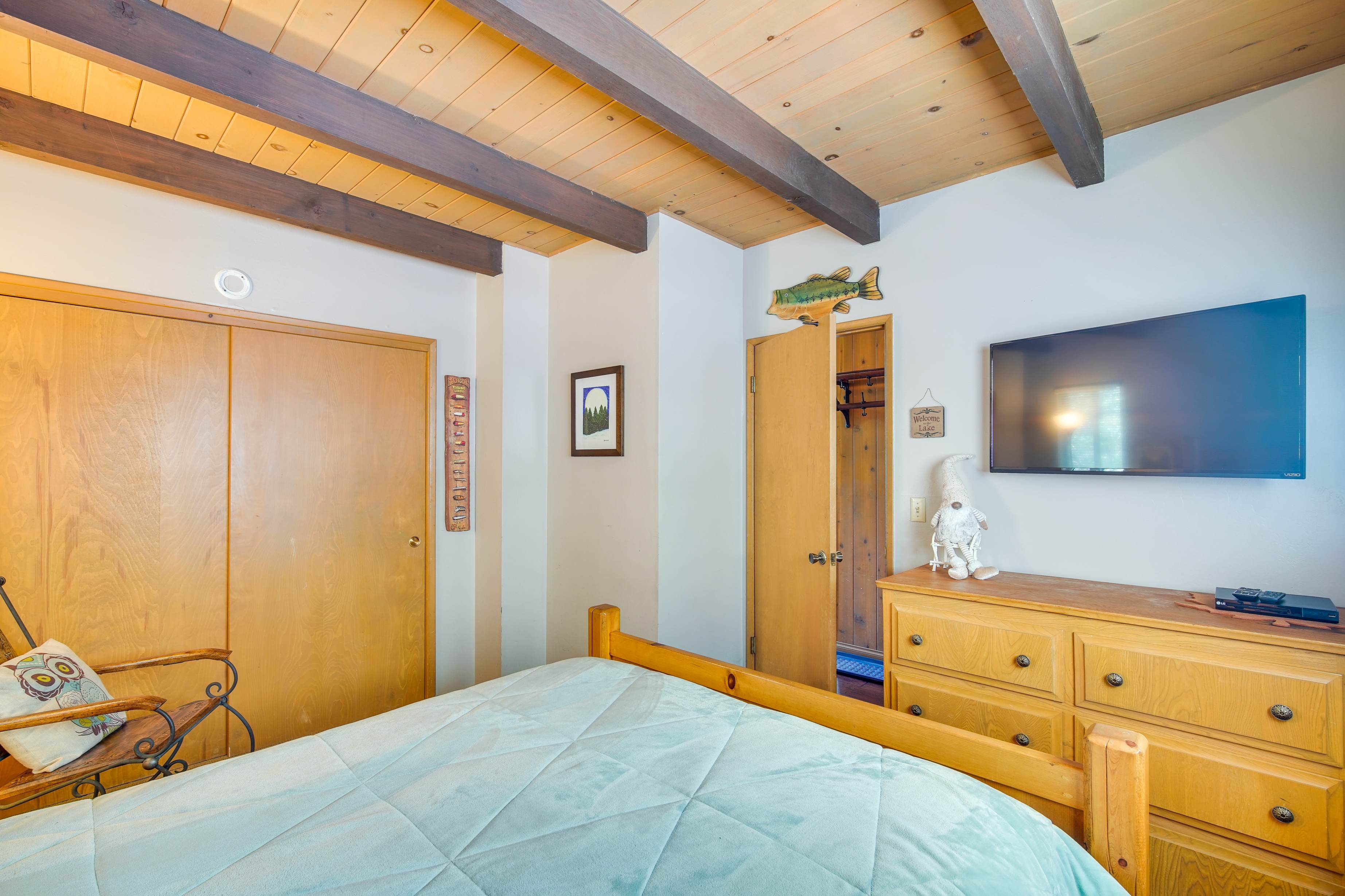 Lake Arrowhead House w/ Large Deck, Grill + Views! Evolve