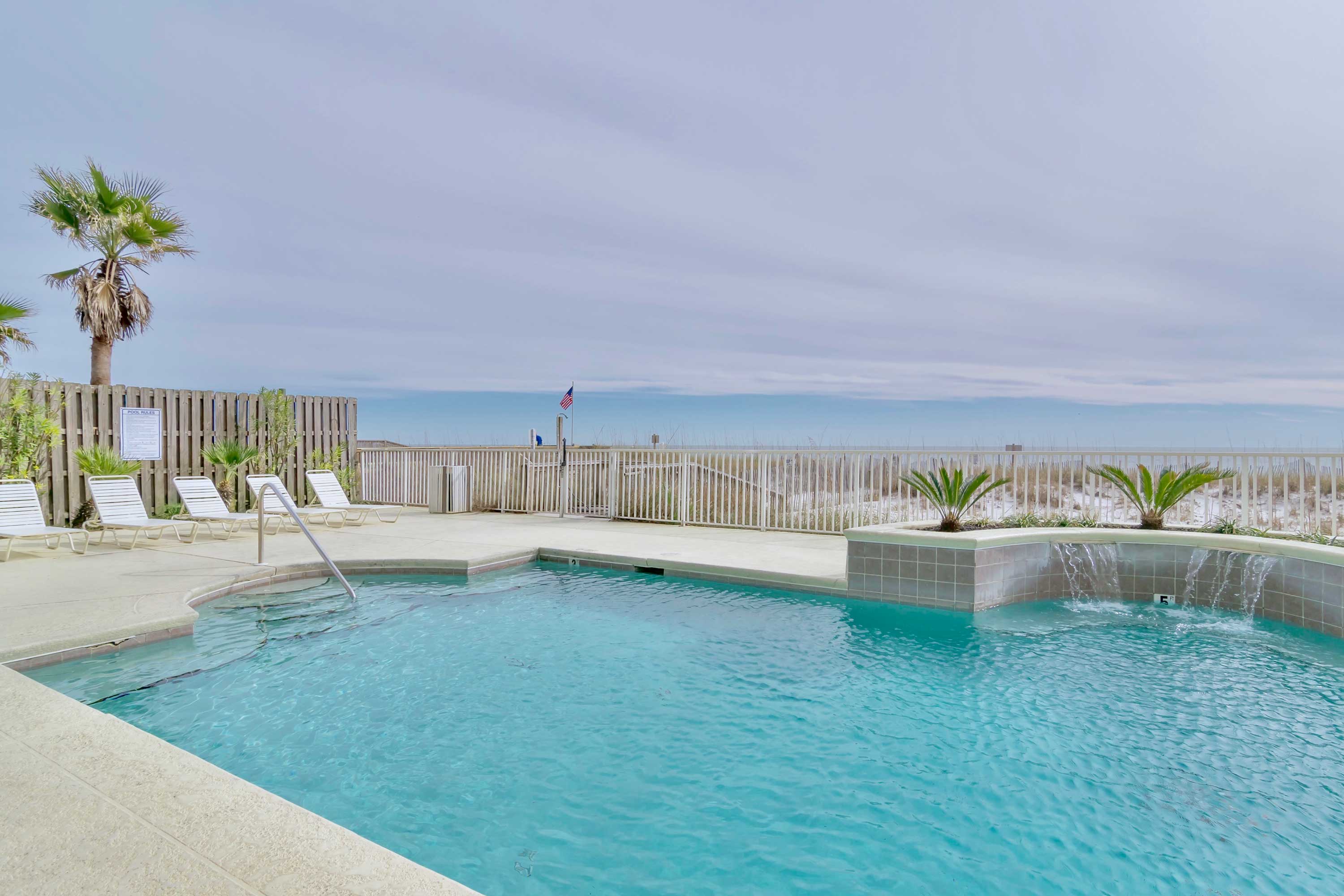 Beachfront Gulf Shores Condo w/ Patio, Pool Access Evolve