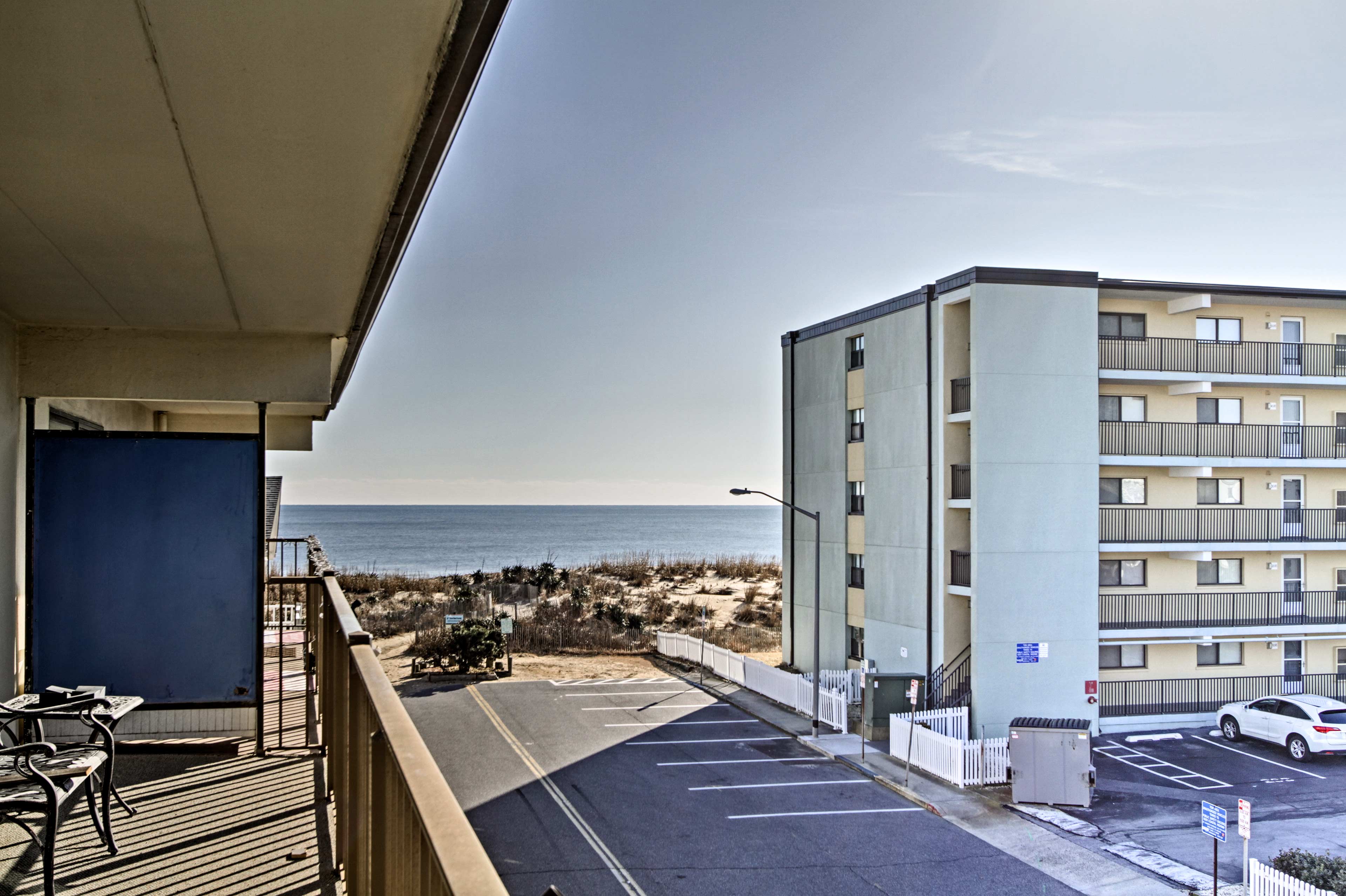 Ocean City Condo w/ Balcony Walk to Beach! Evolve