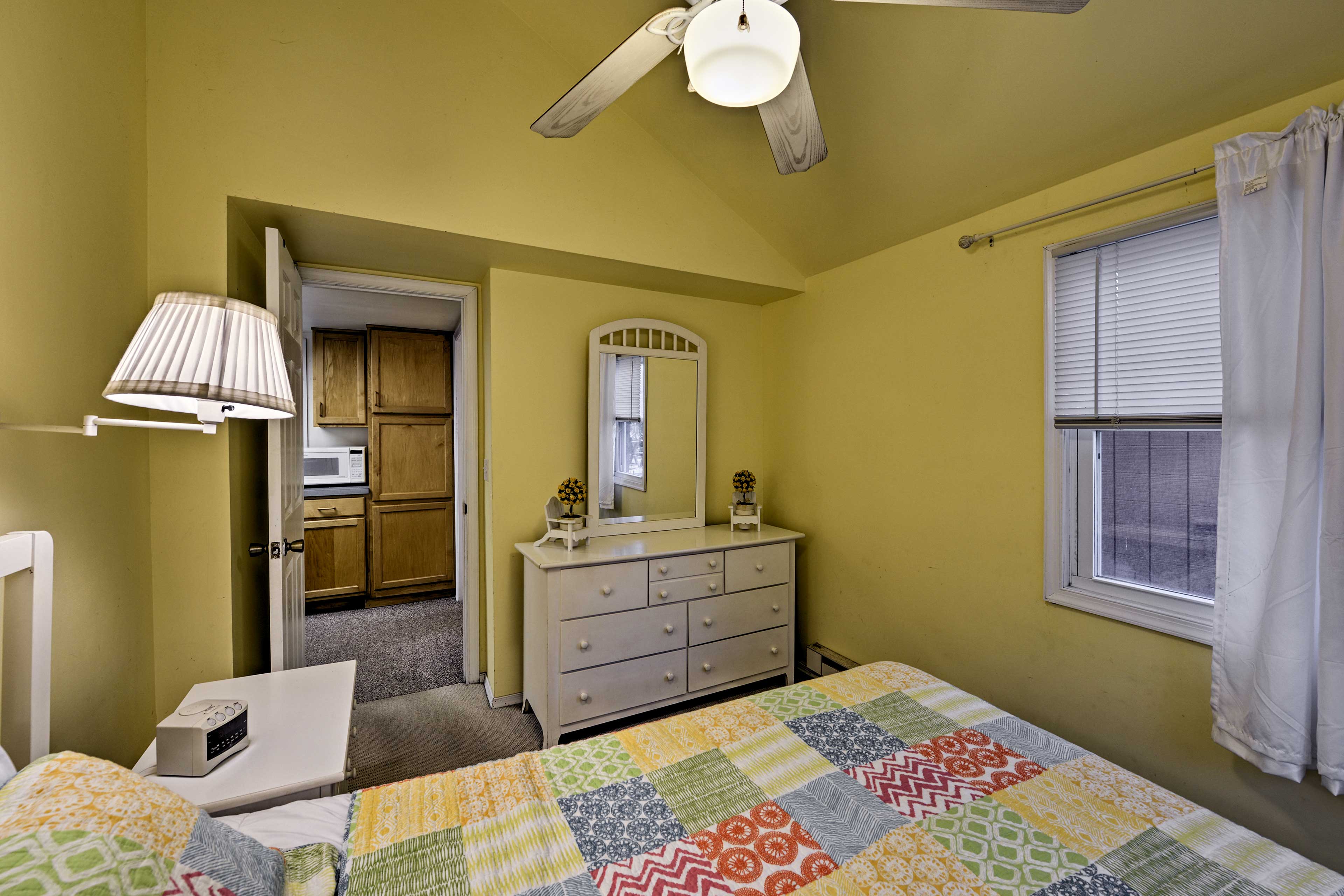 Charming Surf City Cottage Steps to Beach & Bay! Evolve