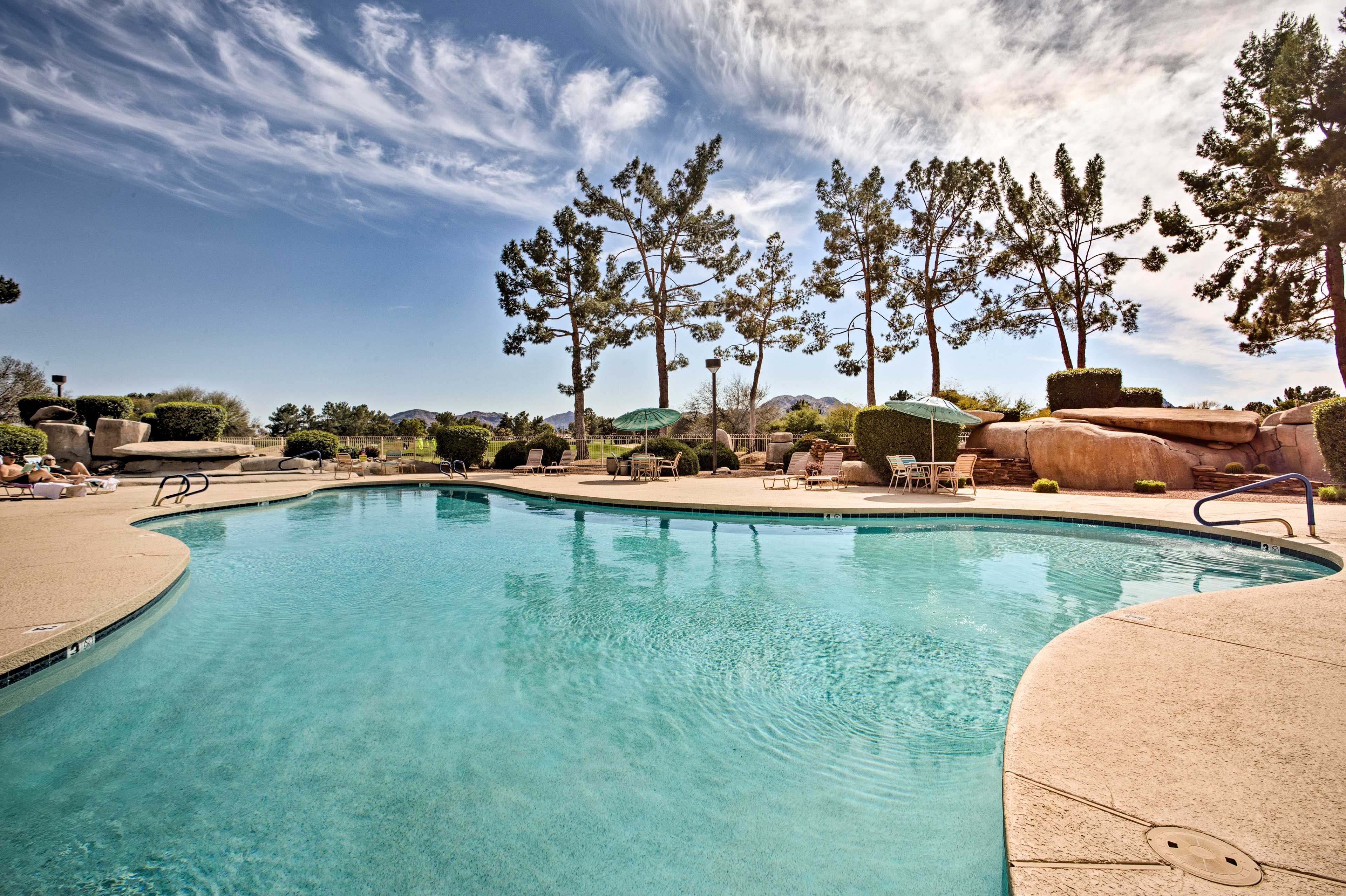 Anasazi Village Condo, 8Mi to Phoenix Mtn Preserve Evolve