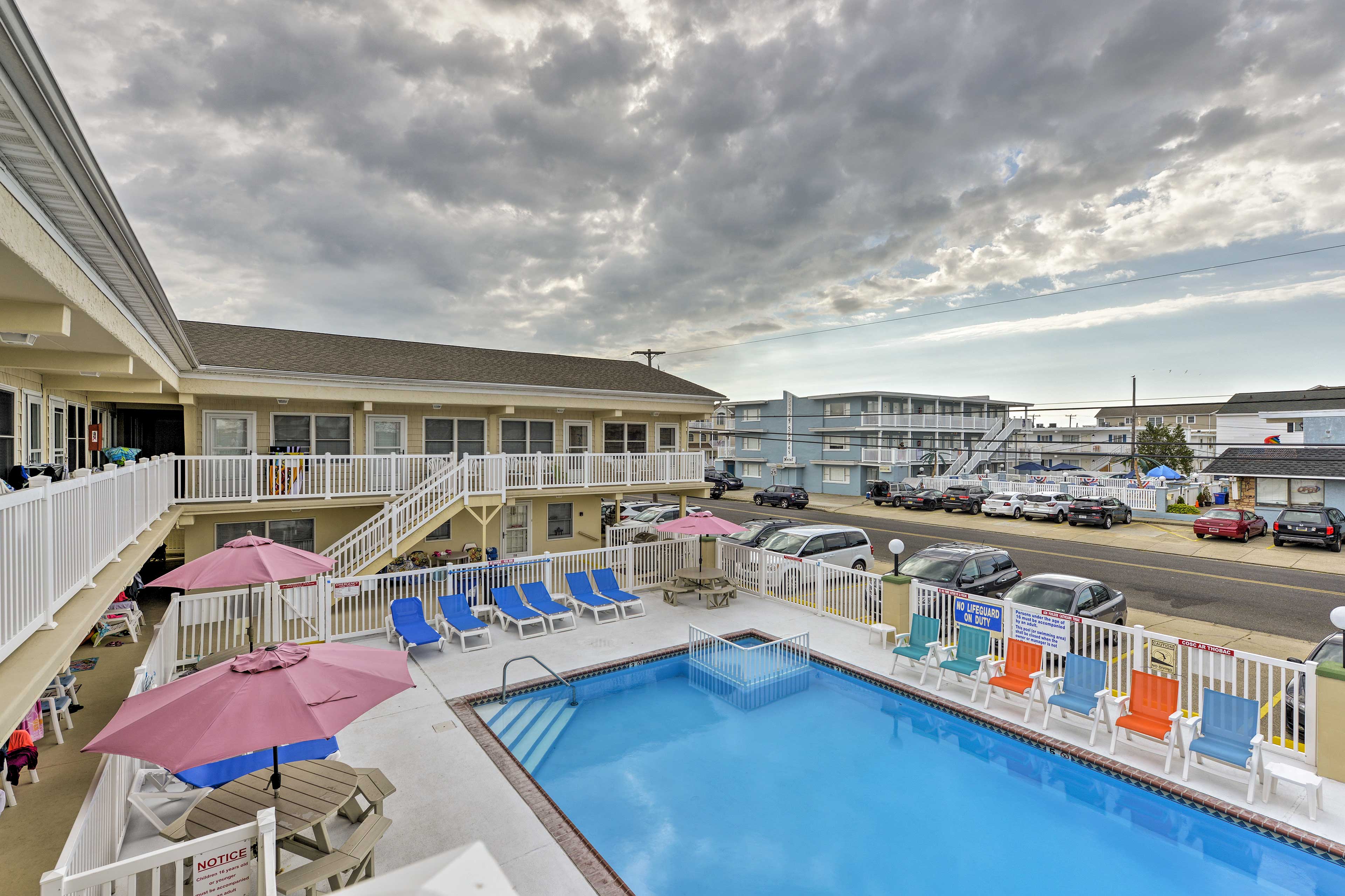 North Wildwood Condo w/ Pool, Walk to Boardwalk! Evolve