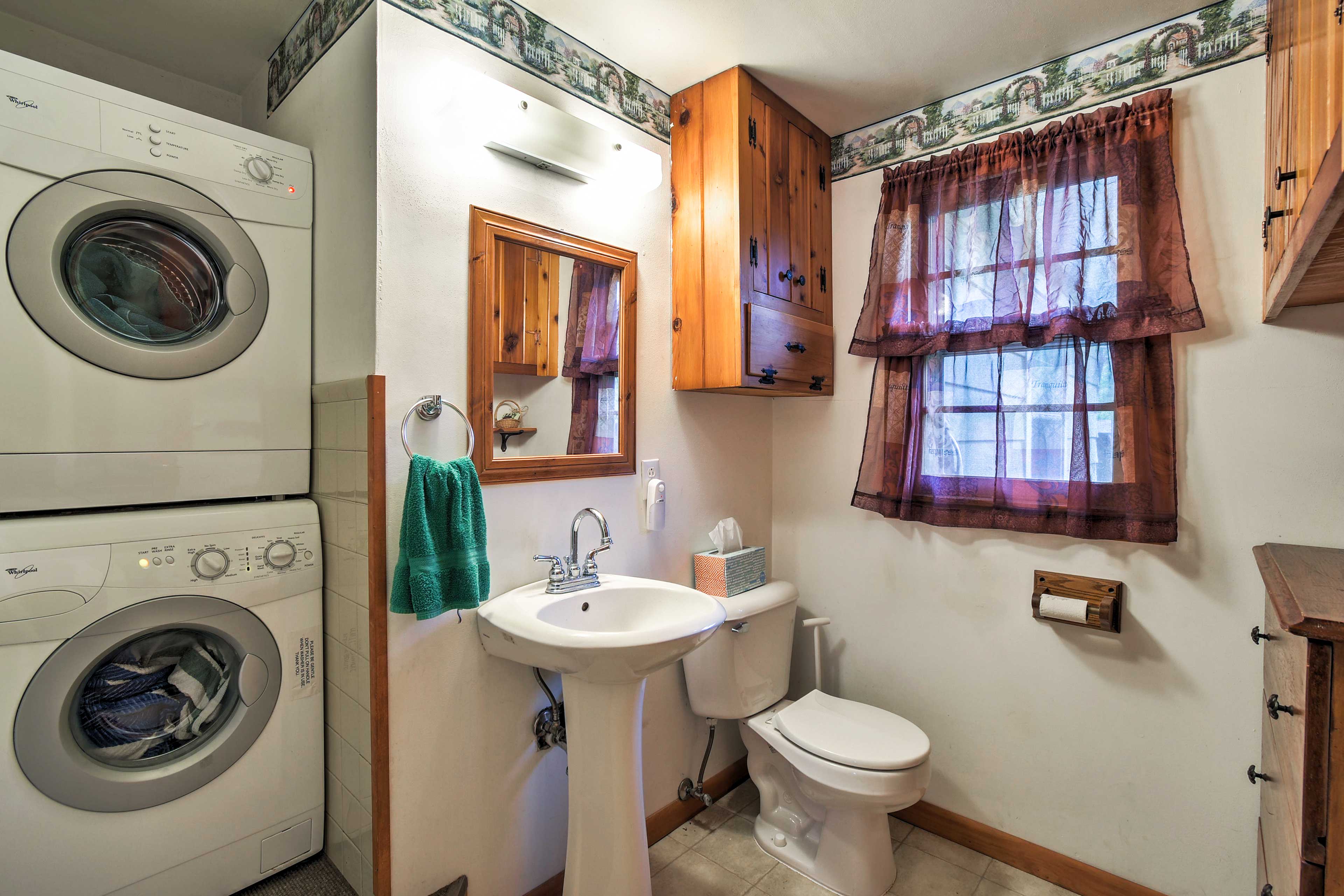 Cozy Wautoma Home w/ Boats & Dock on Bughs Lake! Evolve