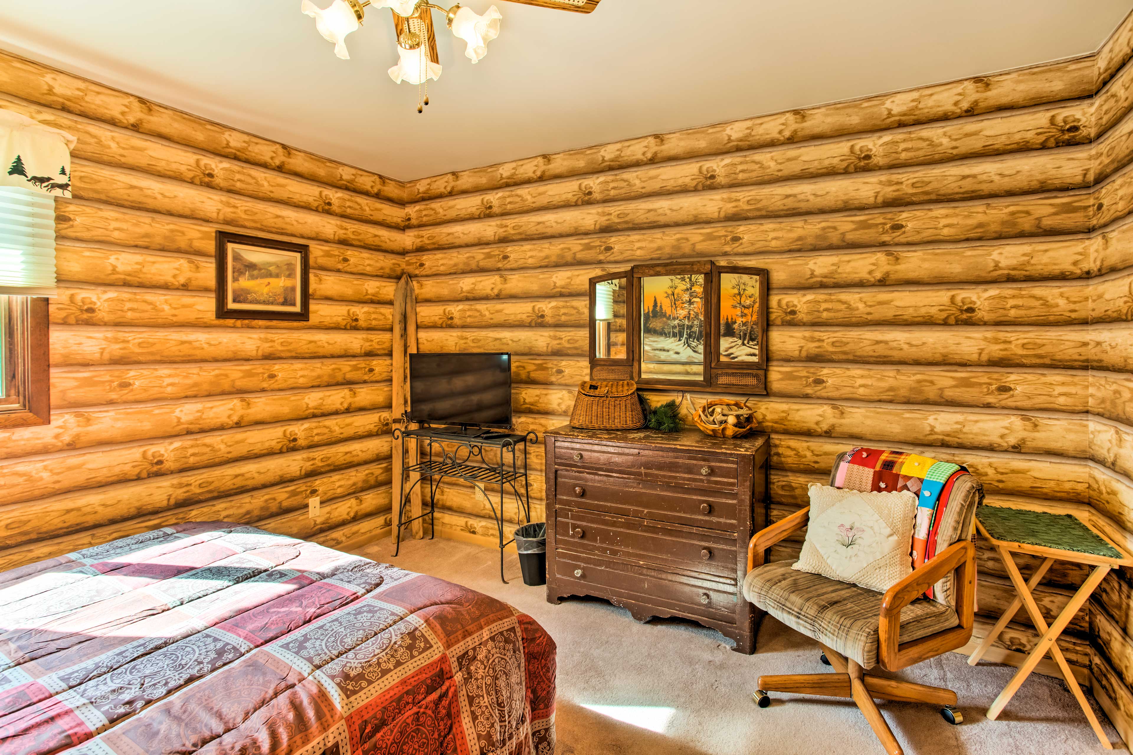 Cozy Lake Nebagamon Cabin 15 Minutes to the Lake! Evolve