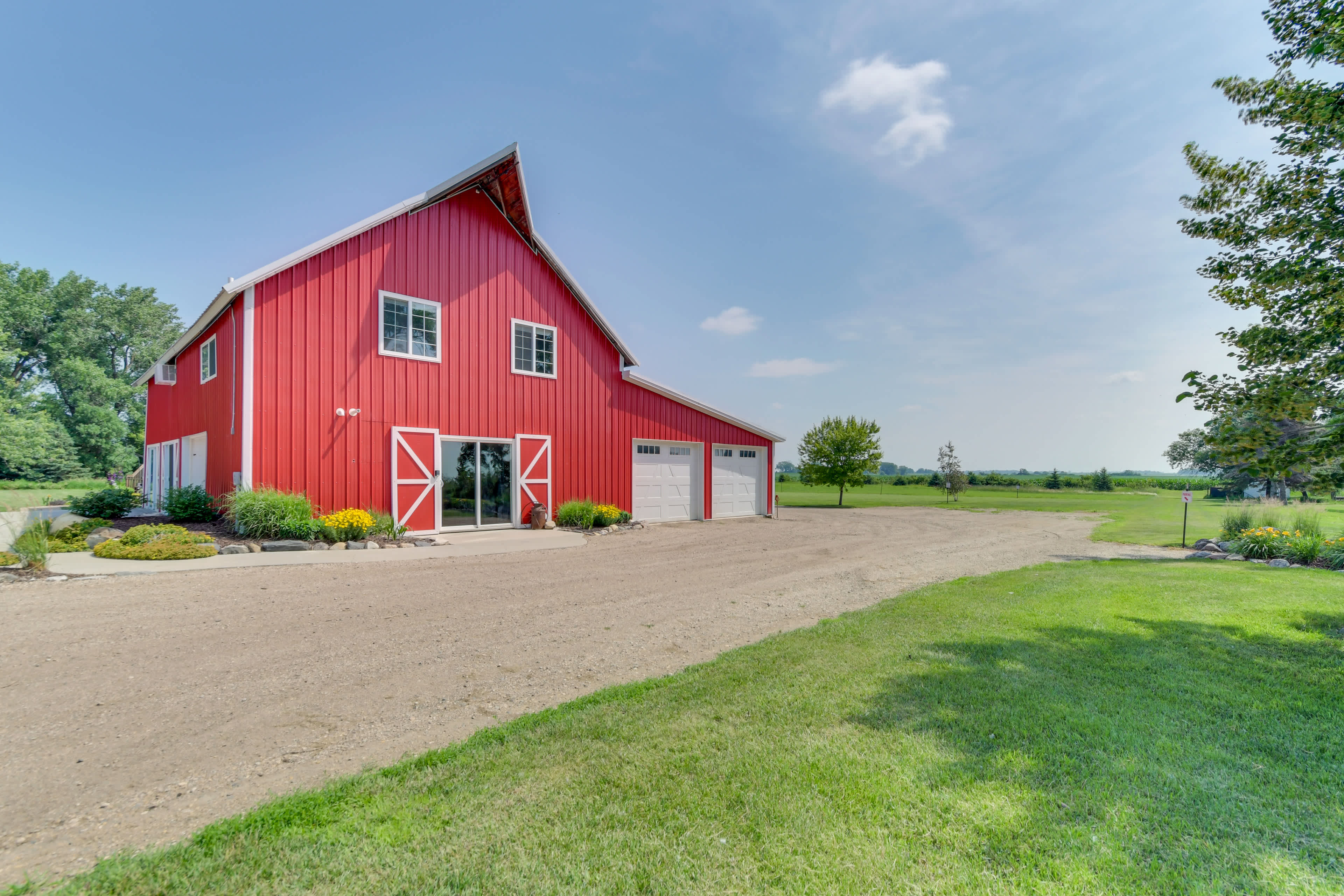 Unique, Renovated Barn Vacation Rental in Donnelly Evolve