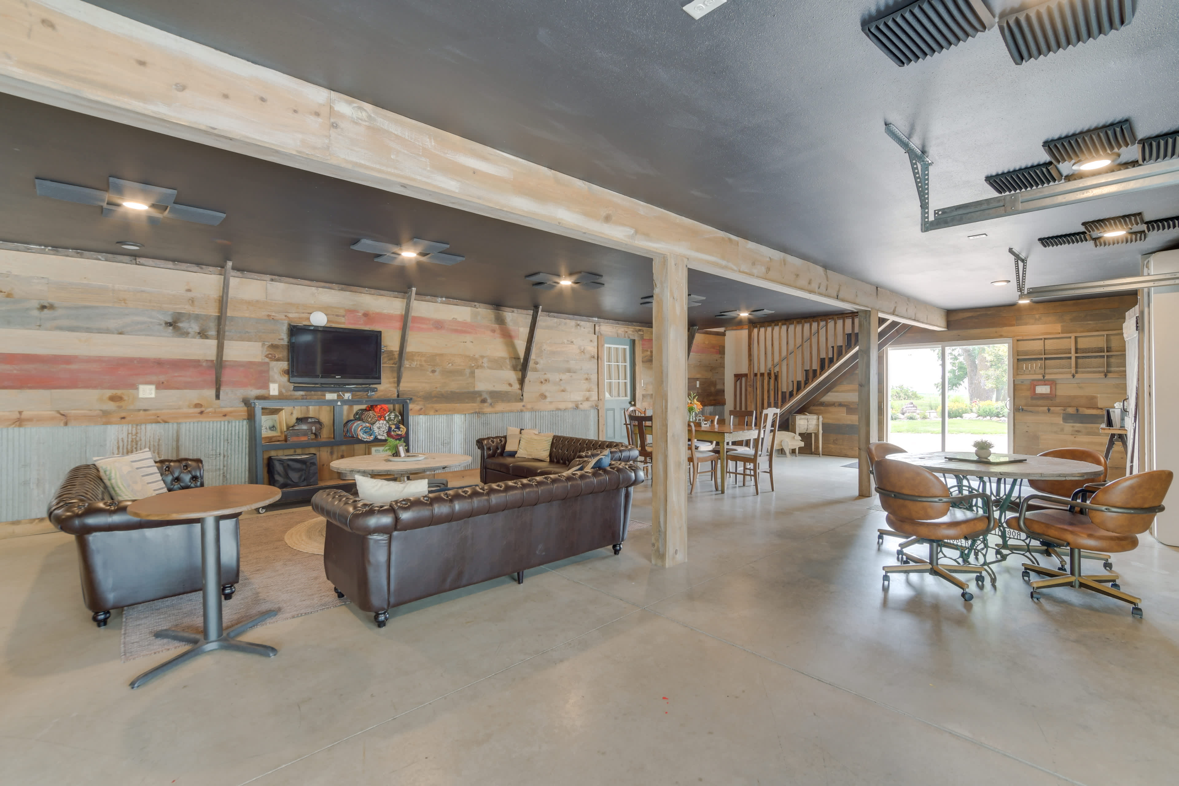 Unique, Renovated Barn Vacation Rental in Donnelly Evolve