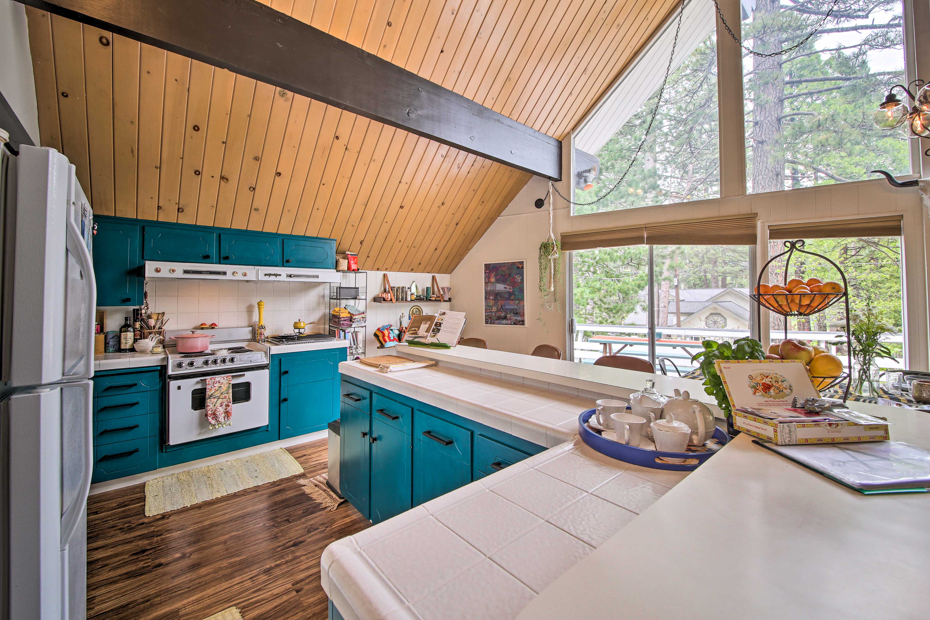 Lake Arrowhead AFrame House w/ Private Hot Tub! Evolve