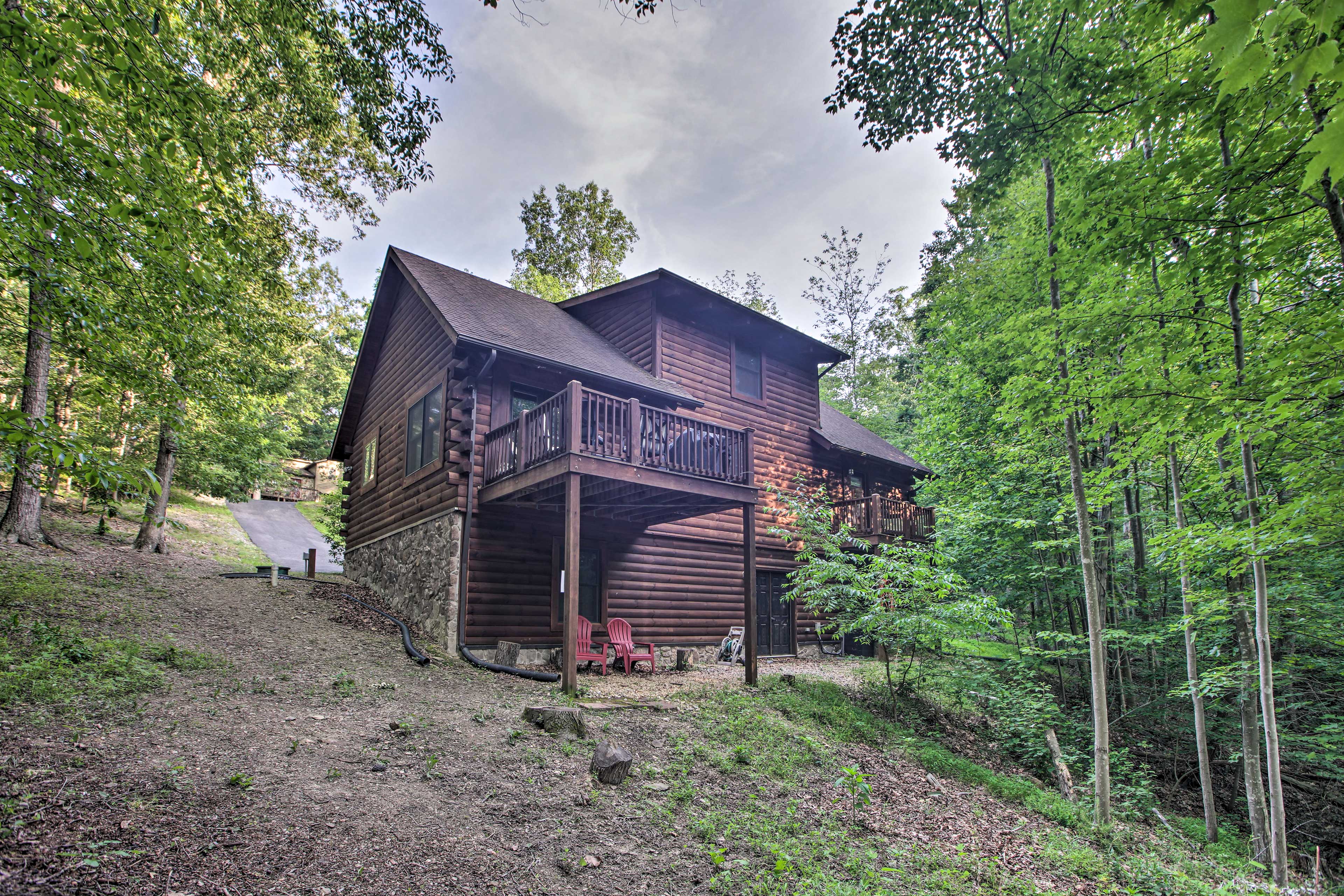 Cozy 'Owl Lodge' Cabin Relax or Get Adventurous! McGaheysville, VA