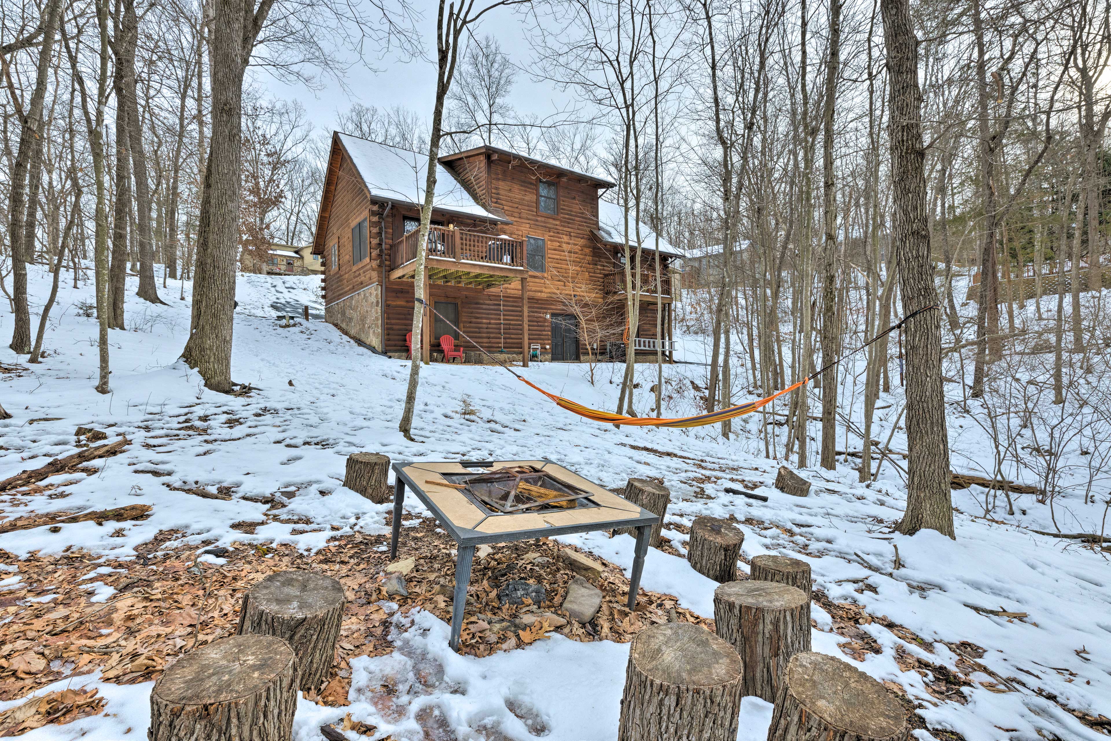 Cozy 'Owl Lodge' Cabin Relax or Get Adventurous! McGaheysville, VA