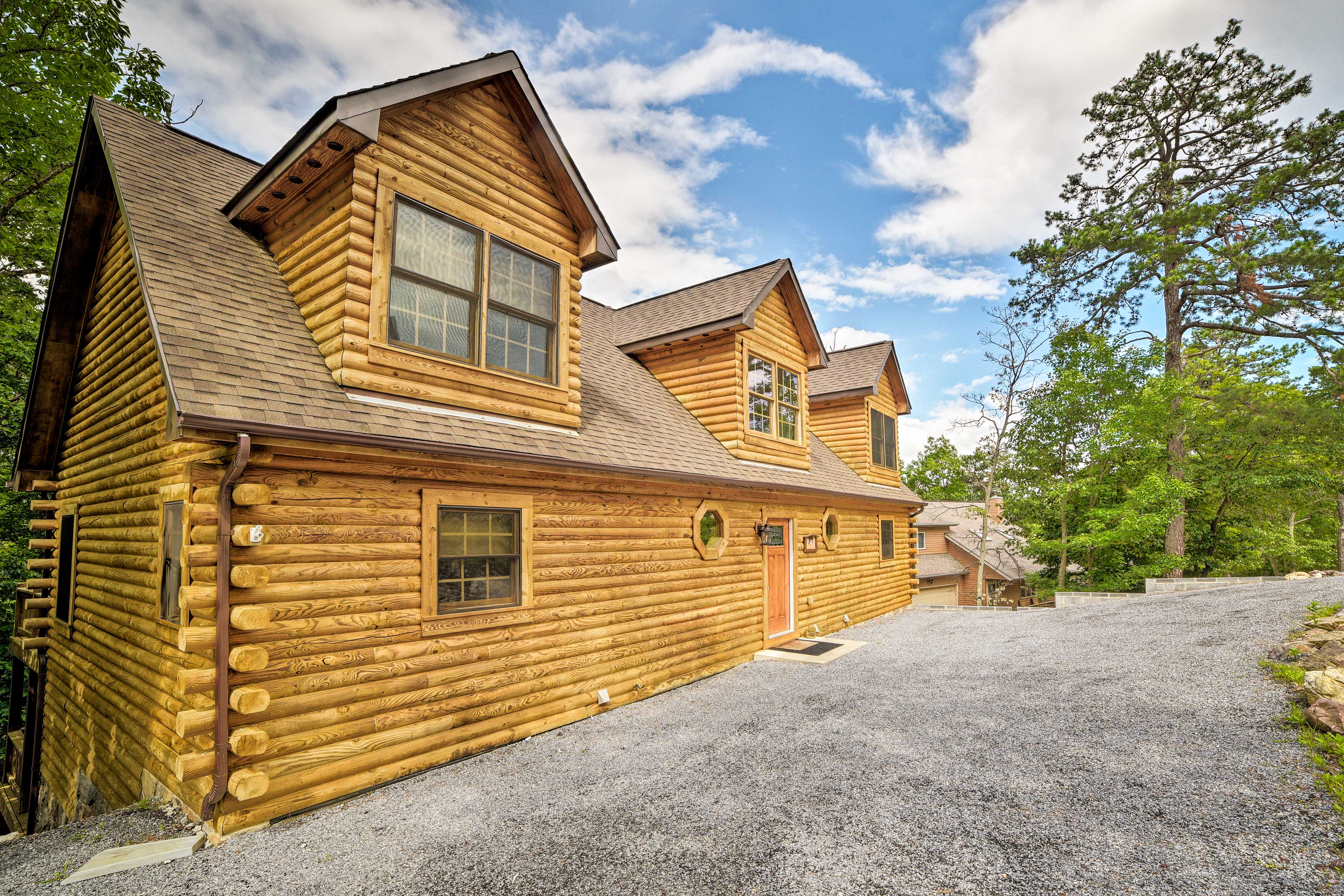 'Big Bear Lodge' Cabin in Massanutten Resort! McGaheysville, VA
