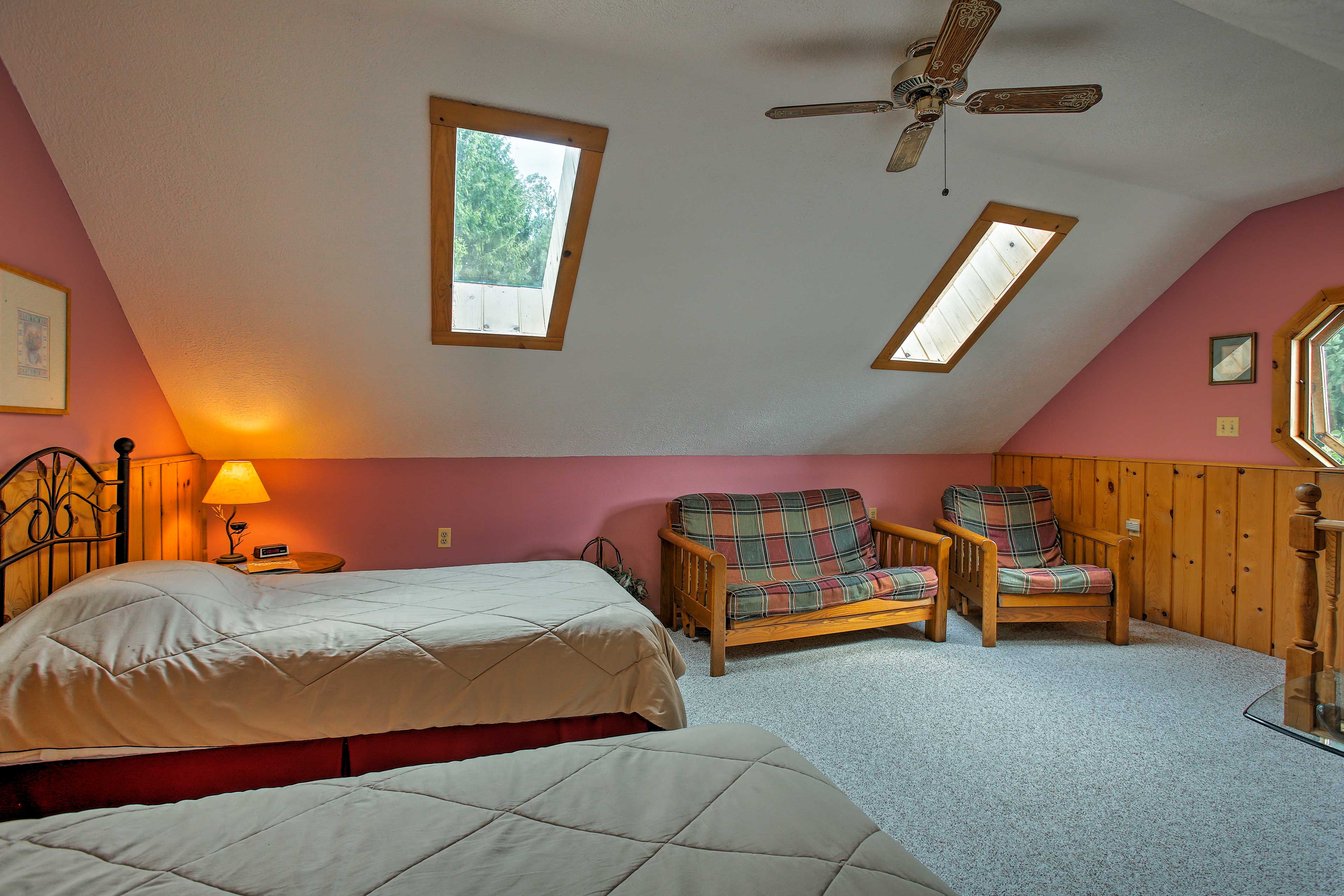 Leelanau Country Cottage is ‘Home Away From Home’! Evolve