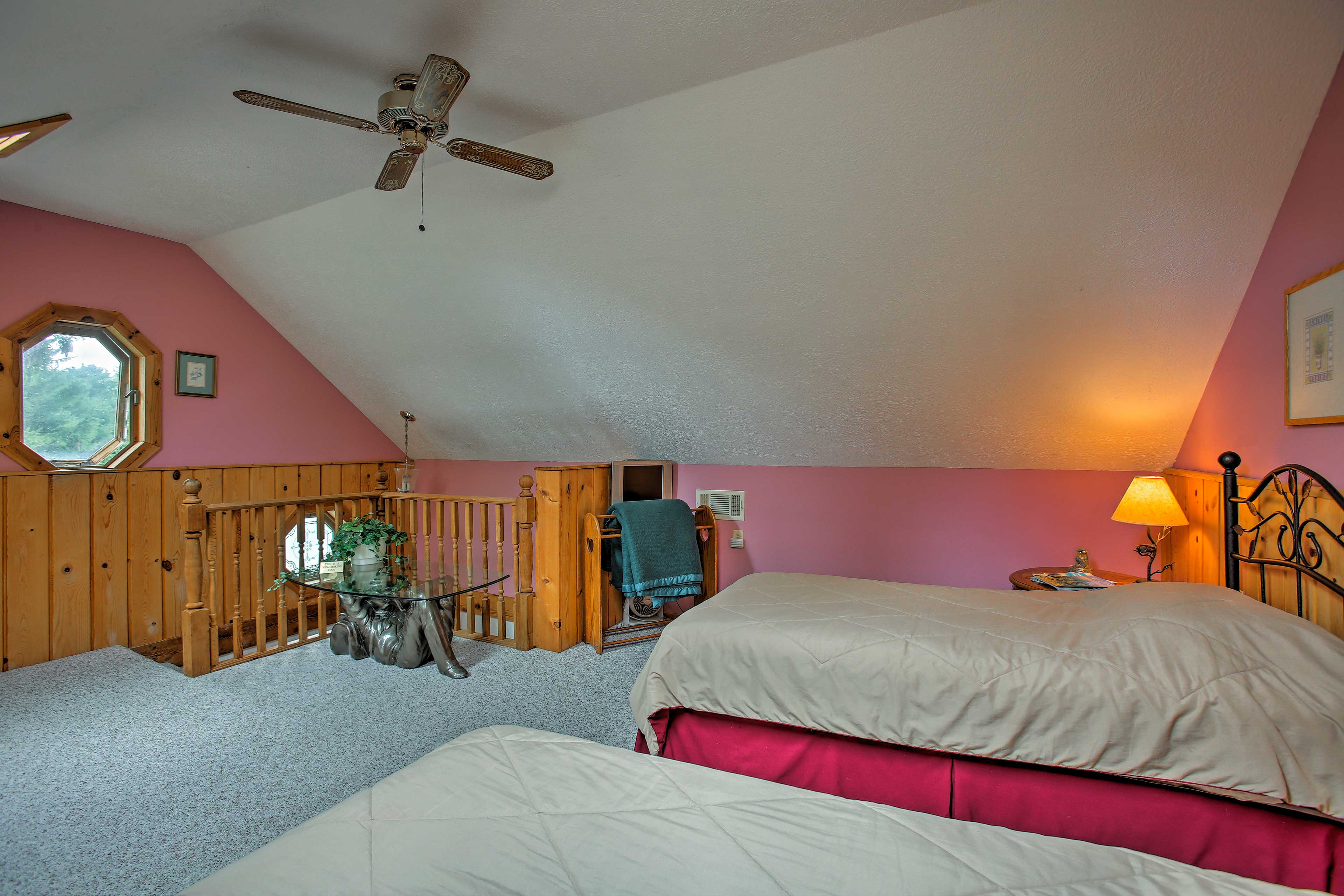 Leelanau Country Cottage is ‘Home Away From Home’! Suttons Bay, MI