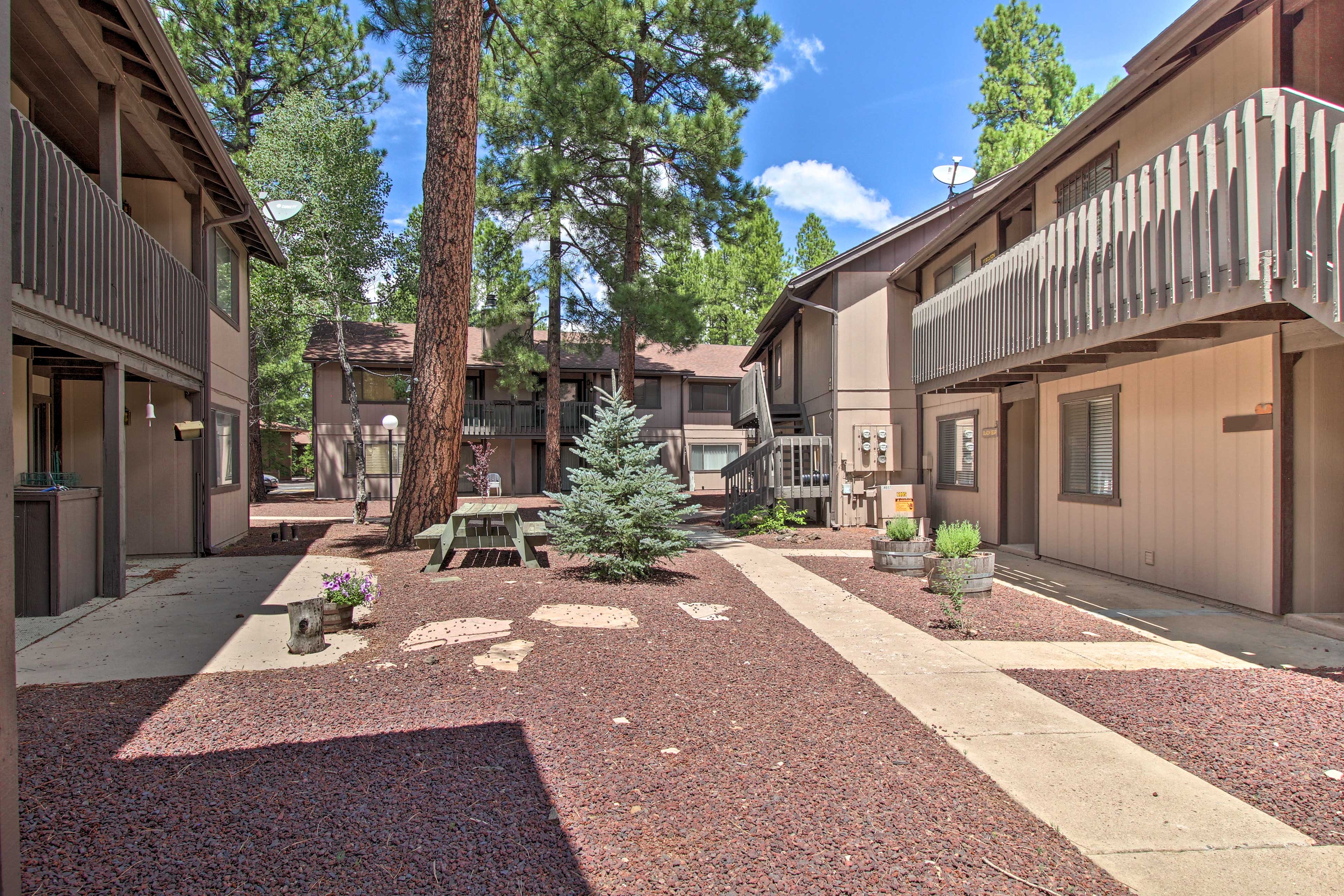 Condo w/ Deck, Grill, 30 Mi to Sunrise Ski Evolve