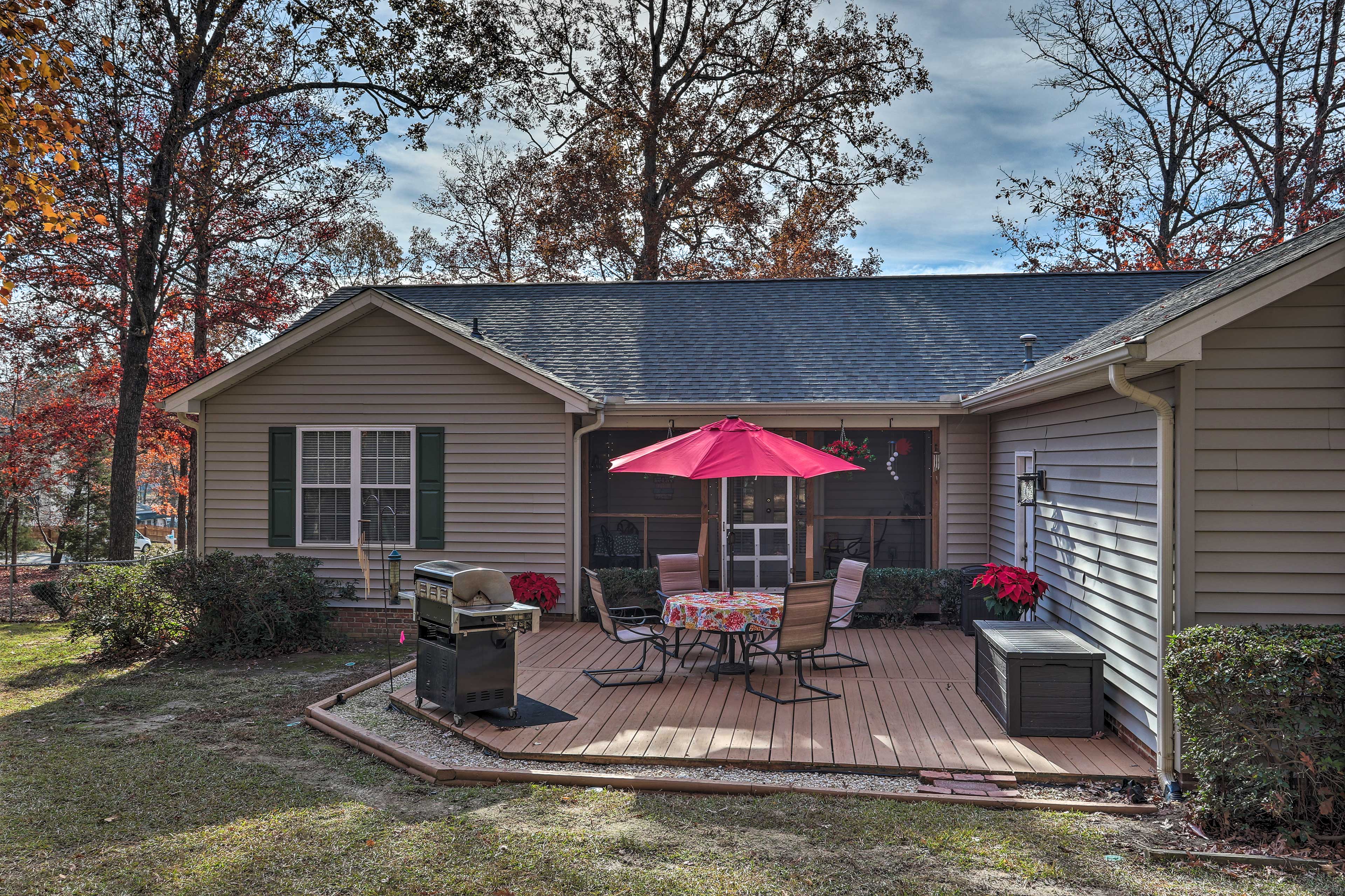 Chapin Home Near Boat Launch & Lake Murray! Evolve