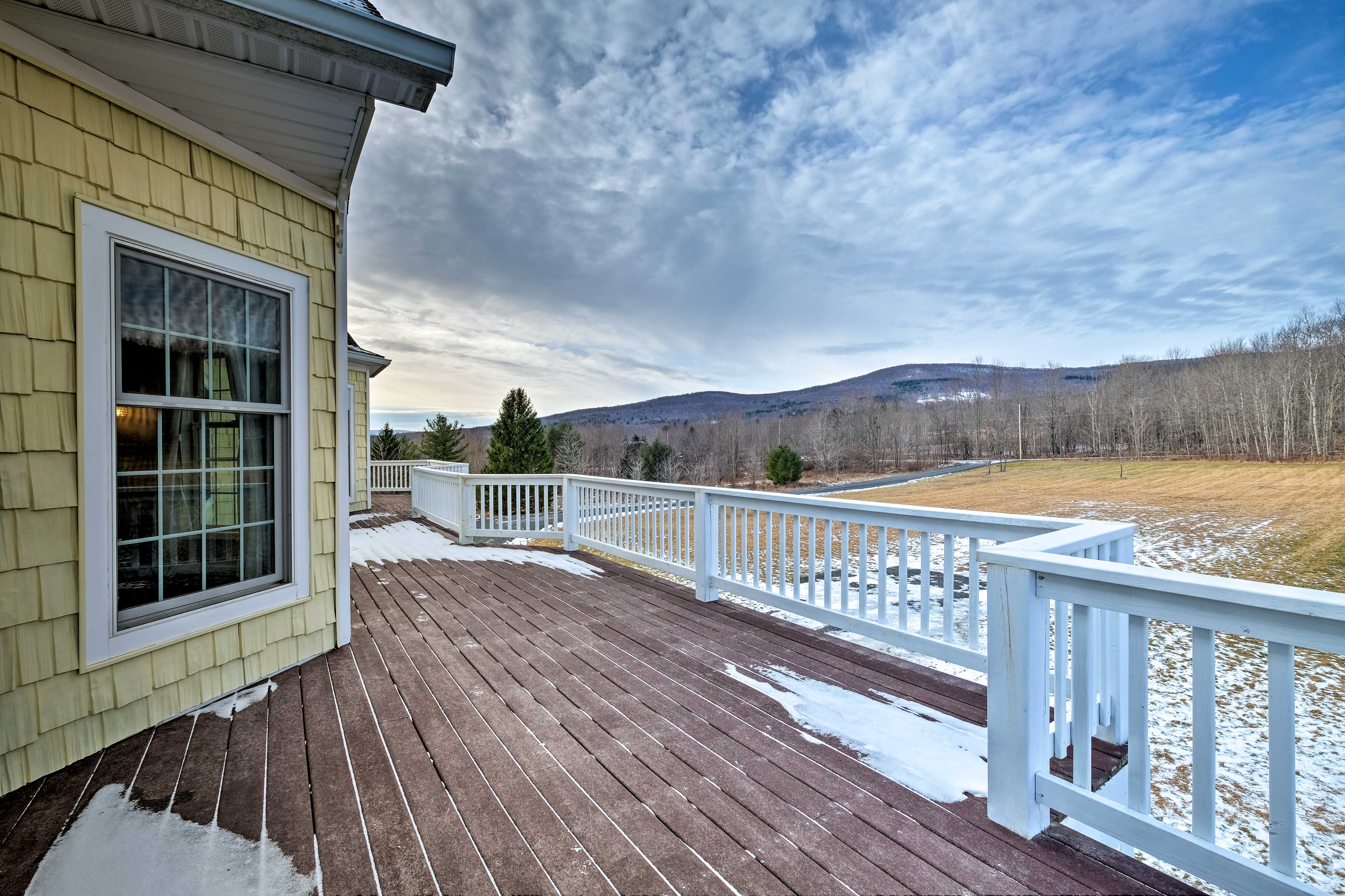 'Windham Manor' on 45 Acres 5 Mi. to Ski Resort! Evolve