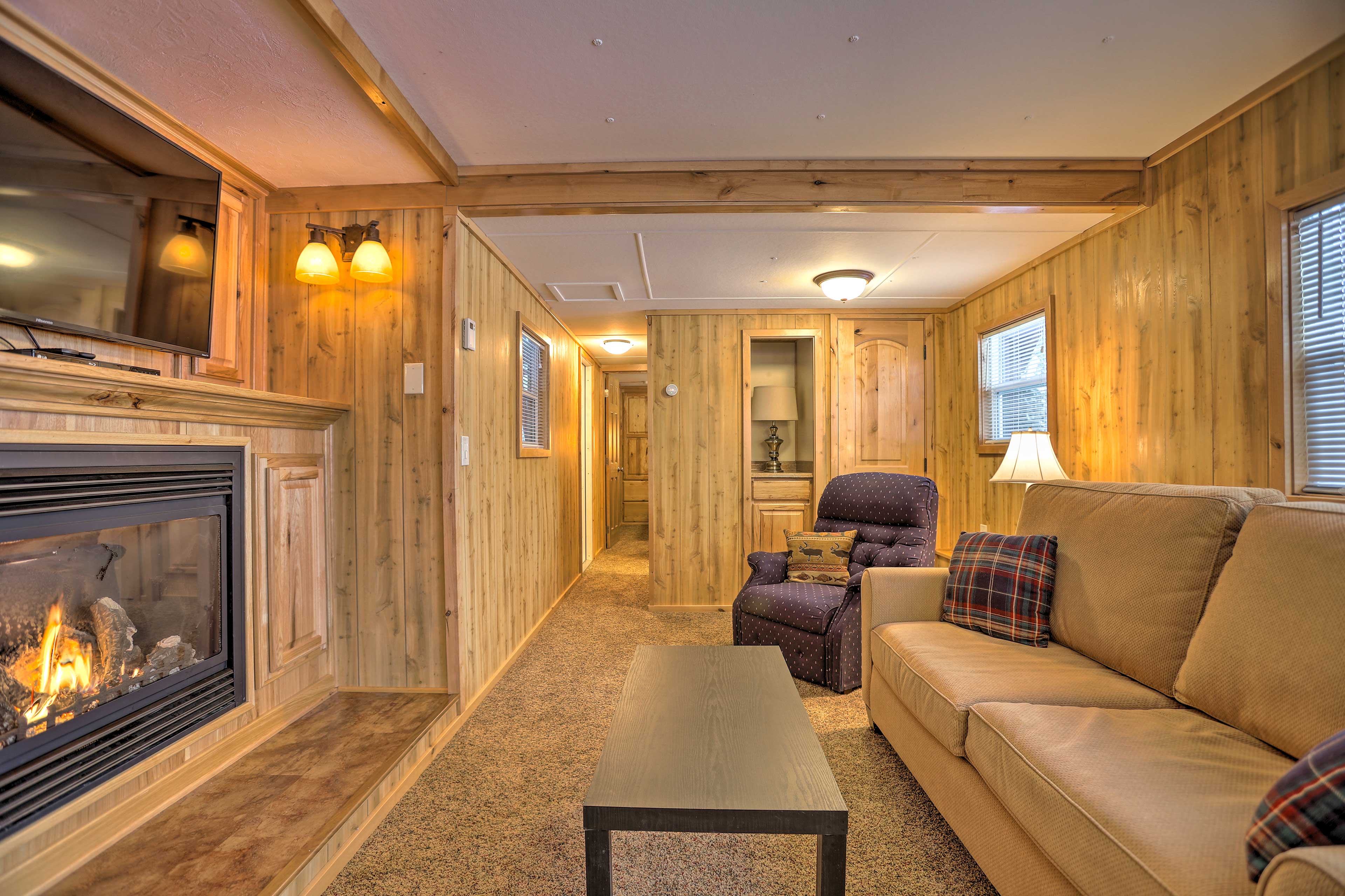 Cozy Island Park Cabin By ATV Trails & Reservoir! Evolve