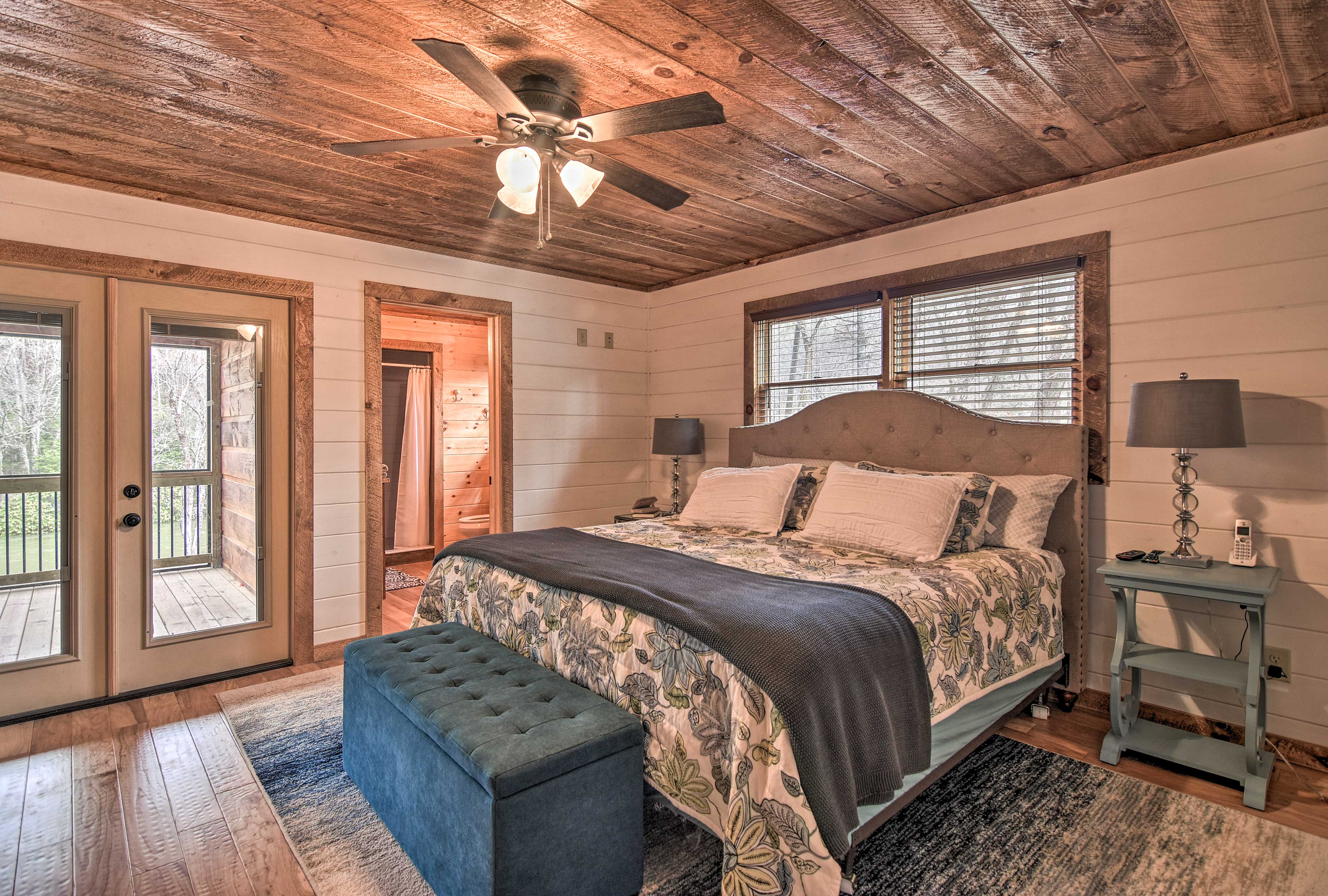 Modern Murphy Cabin w/ Nottely River Views! Evolve