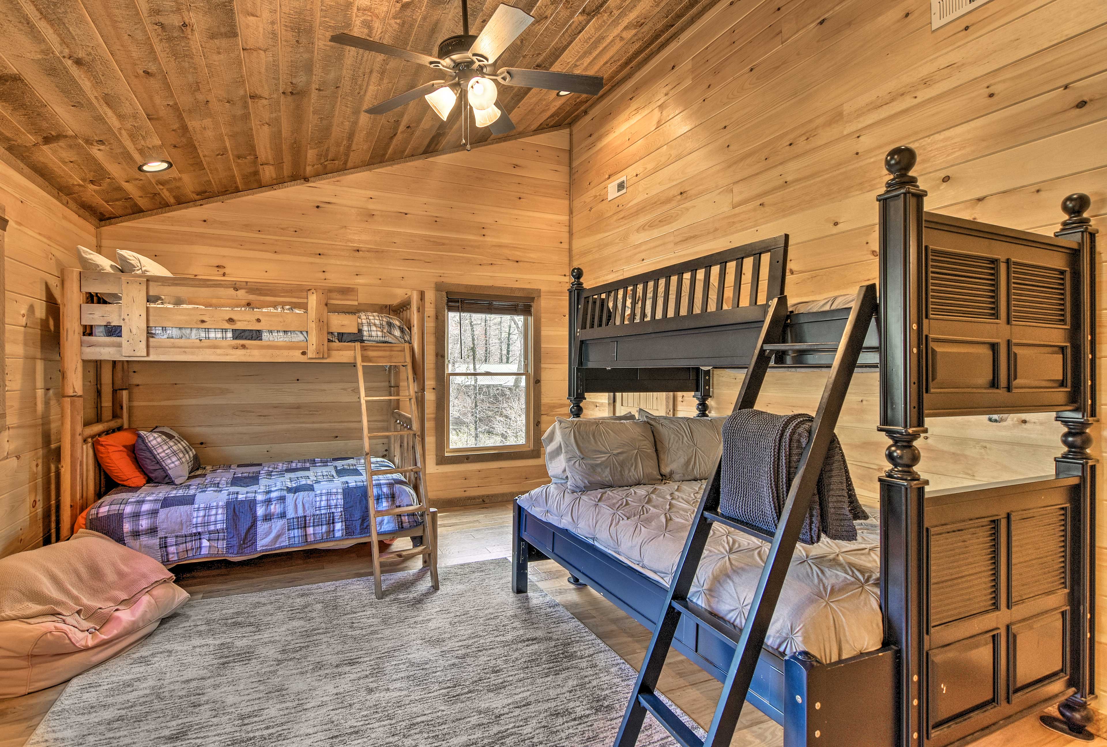 Modern Murphy Cabin w/ Nottely River Views! Evolve